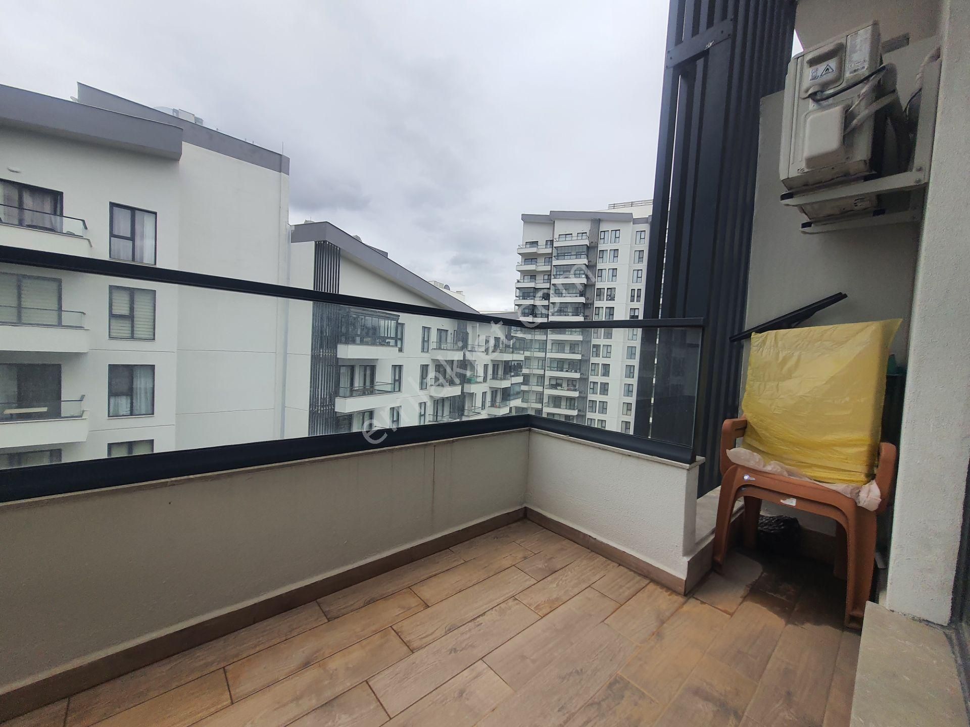 Yaşar Ünv. Yanı Park Yaşam Bornova Sitesinde 1+1 Kiralık Daire - Görsel 16