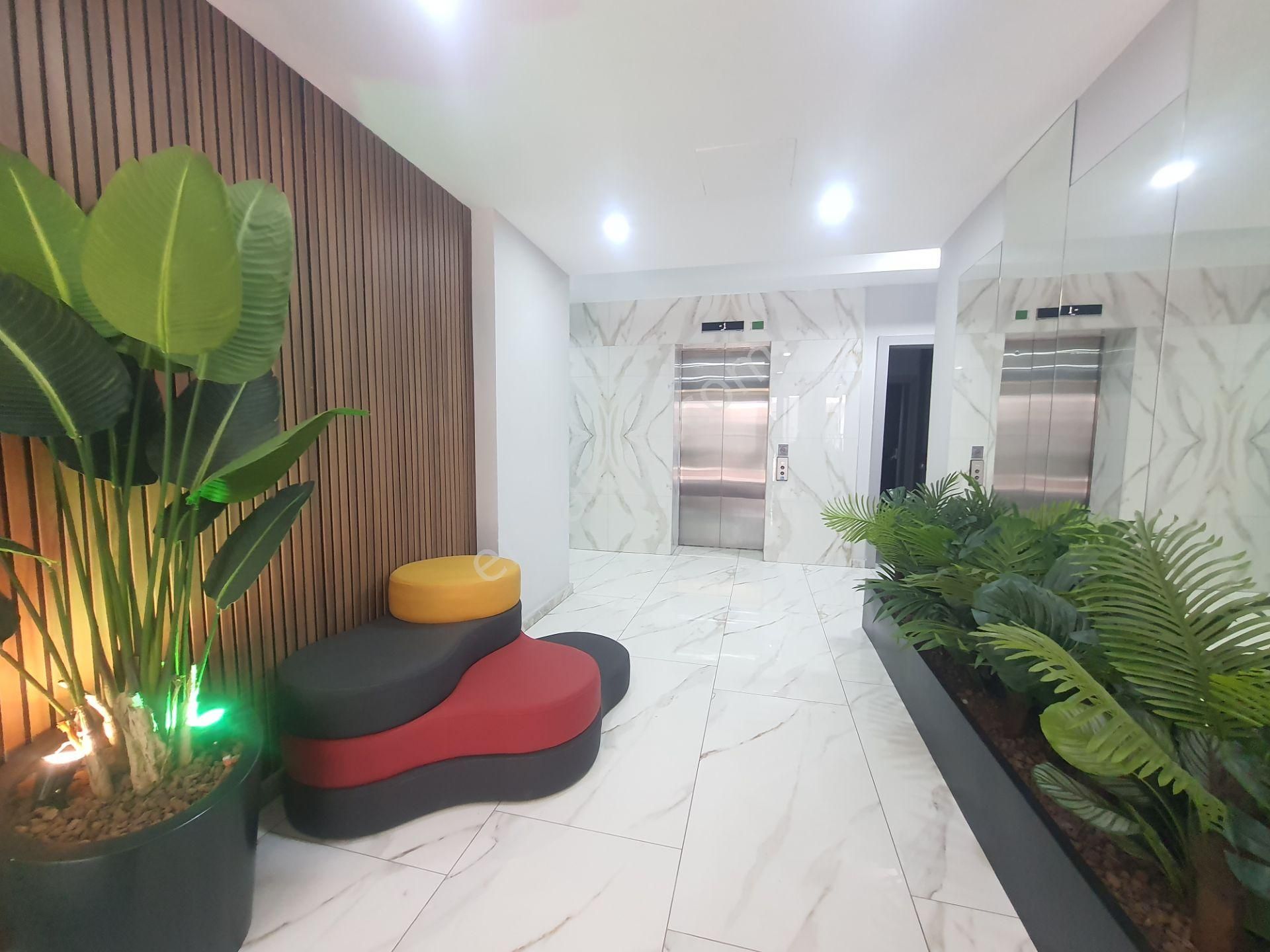 Yaşar Ünv. Yanı Park Yaşam Bornova Sitesinde 1+1 Kiralık Daire - Görsel 4