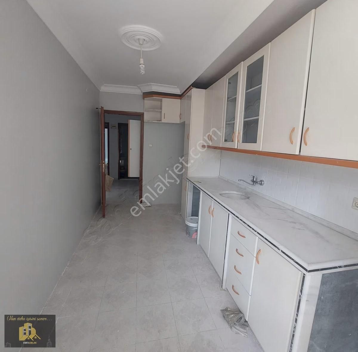 Fatih Polis Karkolu Civarı 3+1 Kapalı Mutfak - Görsel 21