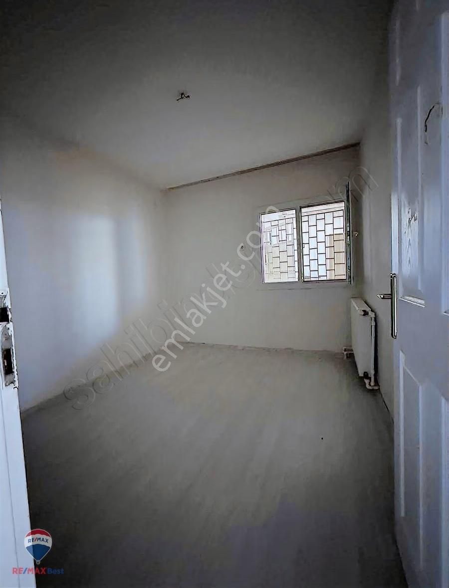 Hakan Büyük"ten Çiğli Evka 2 Teras Evlerde Kiralık 3+1 Daire - Görsel 4