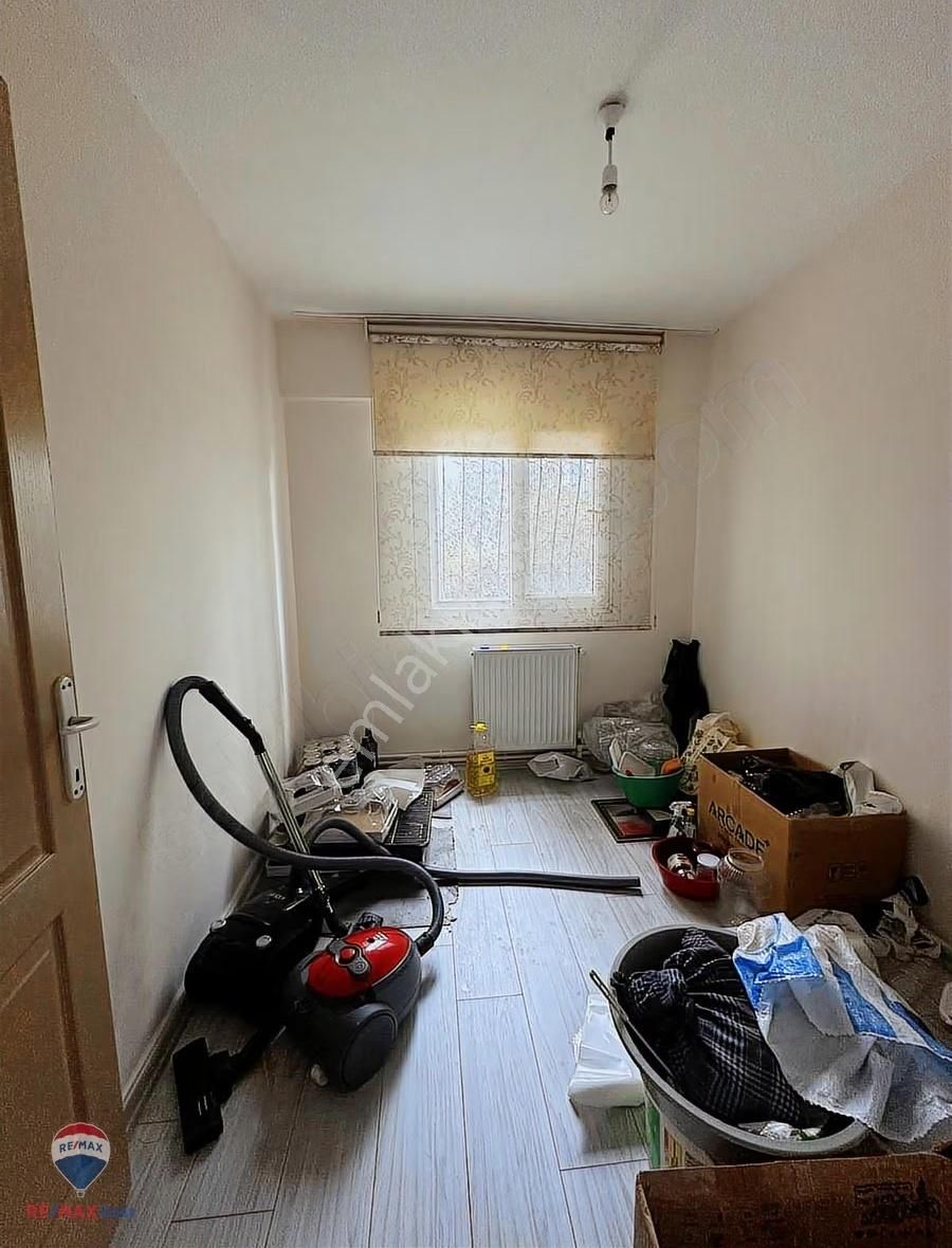 22 Örnekköy'de 3+1 Satılık Daıre - Görsel 18