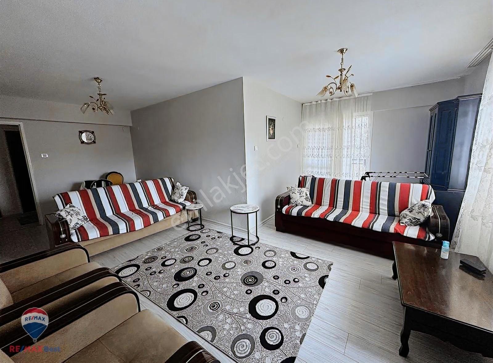 22 Örnekköy'de 3+1 Satılık Daıre - Görsel 12