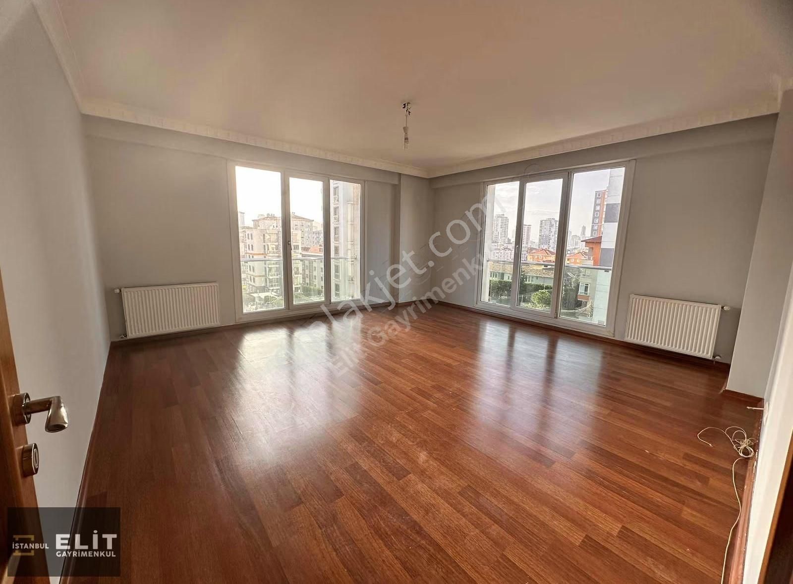 Şerifali Elalmış Cad. Lavella 12 - Kiralık 3+1 Daire - Görsel 28