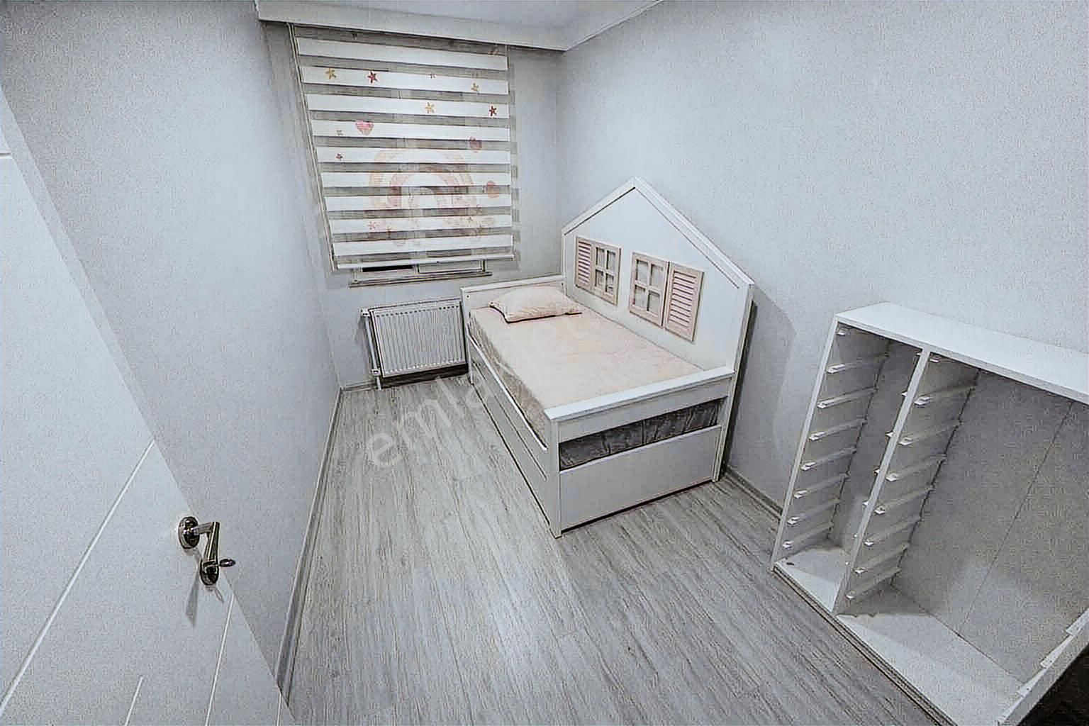Kiralık 3+1 110 M2 Ara Kat Çatalmeşe Mahallesi - Görsel 4