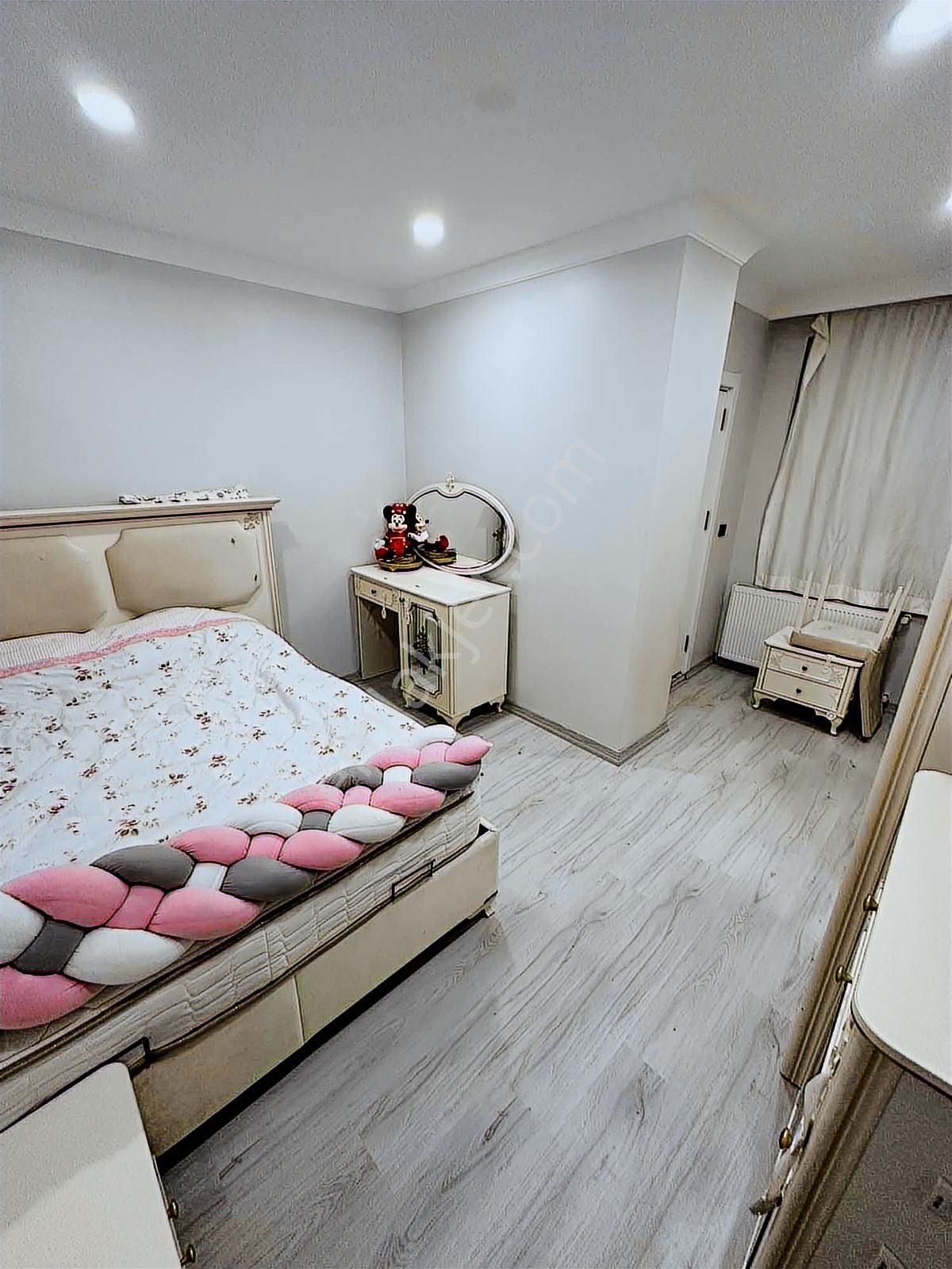 Kiralık 3+1 110 M2 Ara Kat Çatalmeşe Mahallesi - Görsel 5