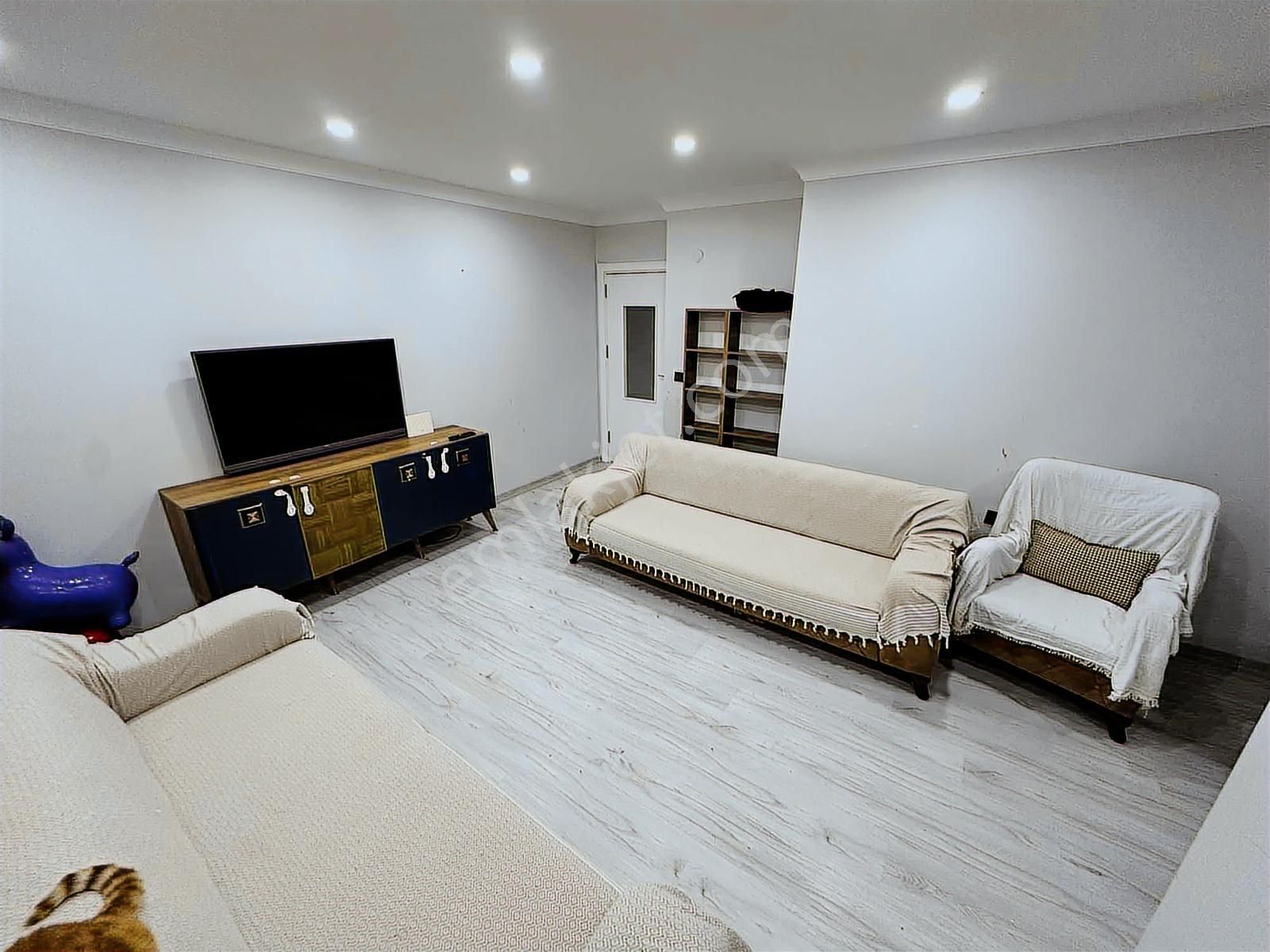 Kiralık 3+1 110 M2 Ara Kat Çatalmeşe Mahallesi - Görsel 11