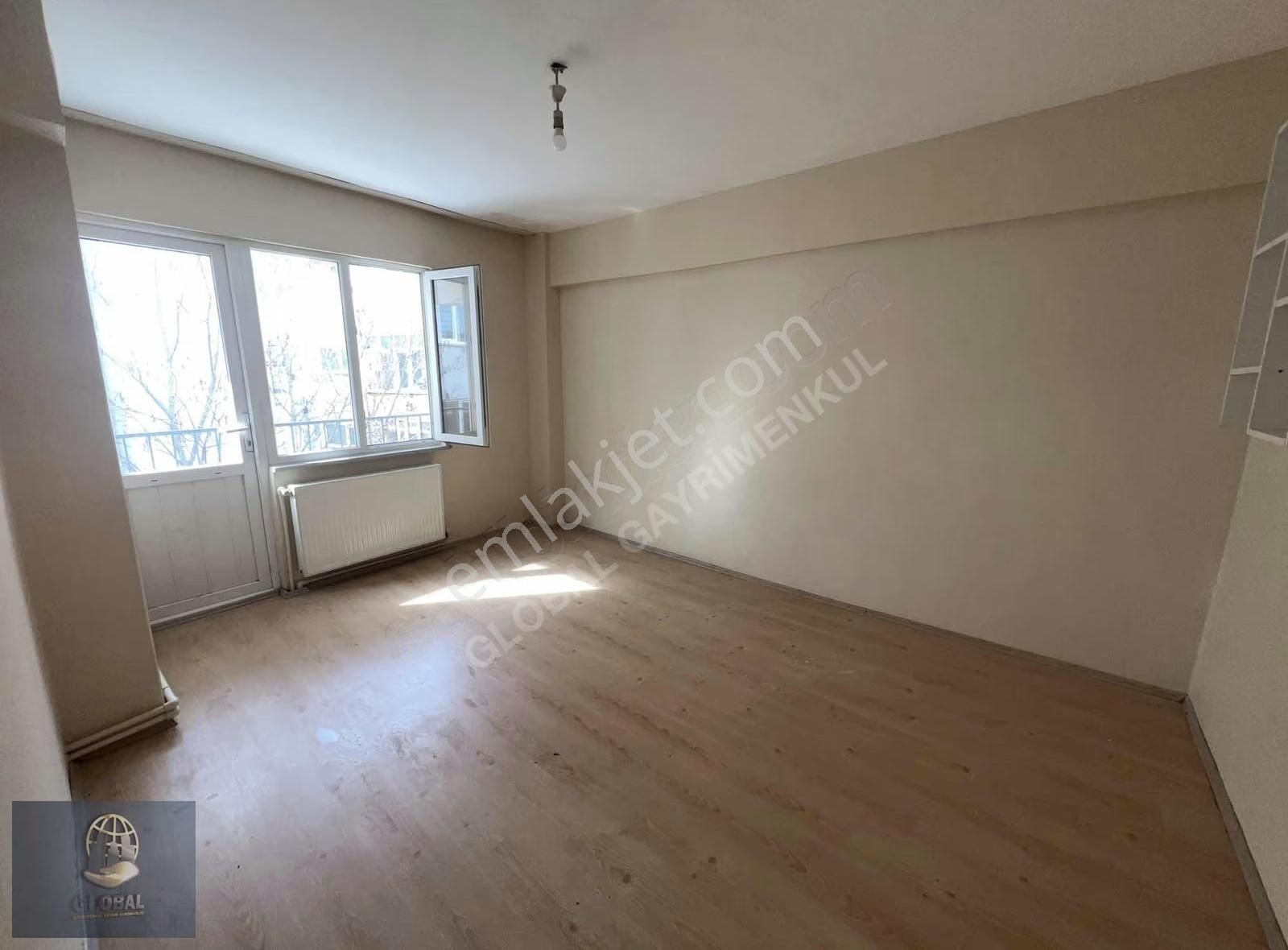 Çarşı Merkezi Konumda Güney Cephe 2+1 - Görsel 12