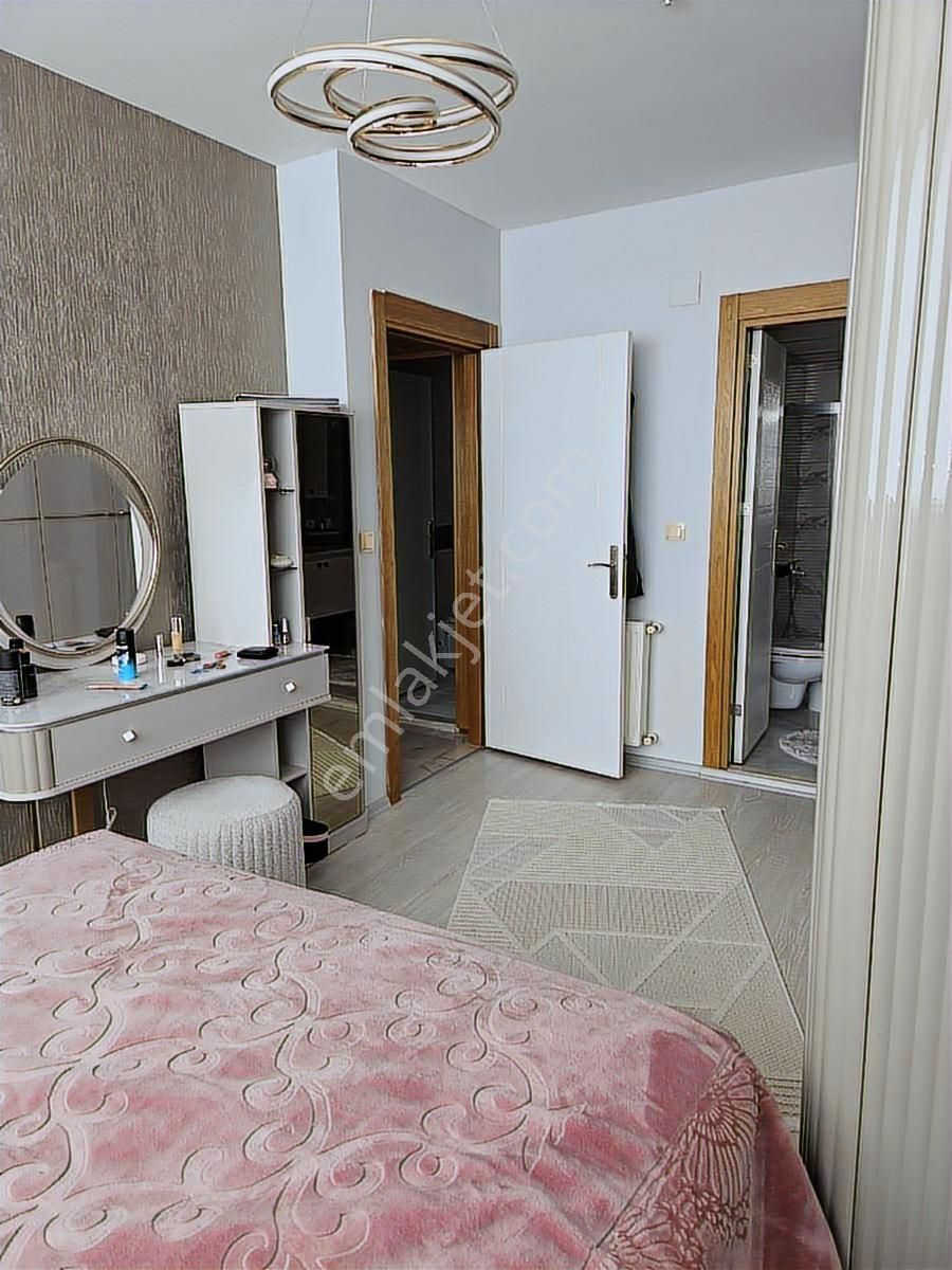 Stadyum Sağlık Ocağına Yakın,doğalgazlı Site 2+1 Açık Mtfk - Görsel 17