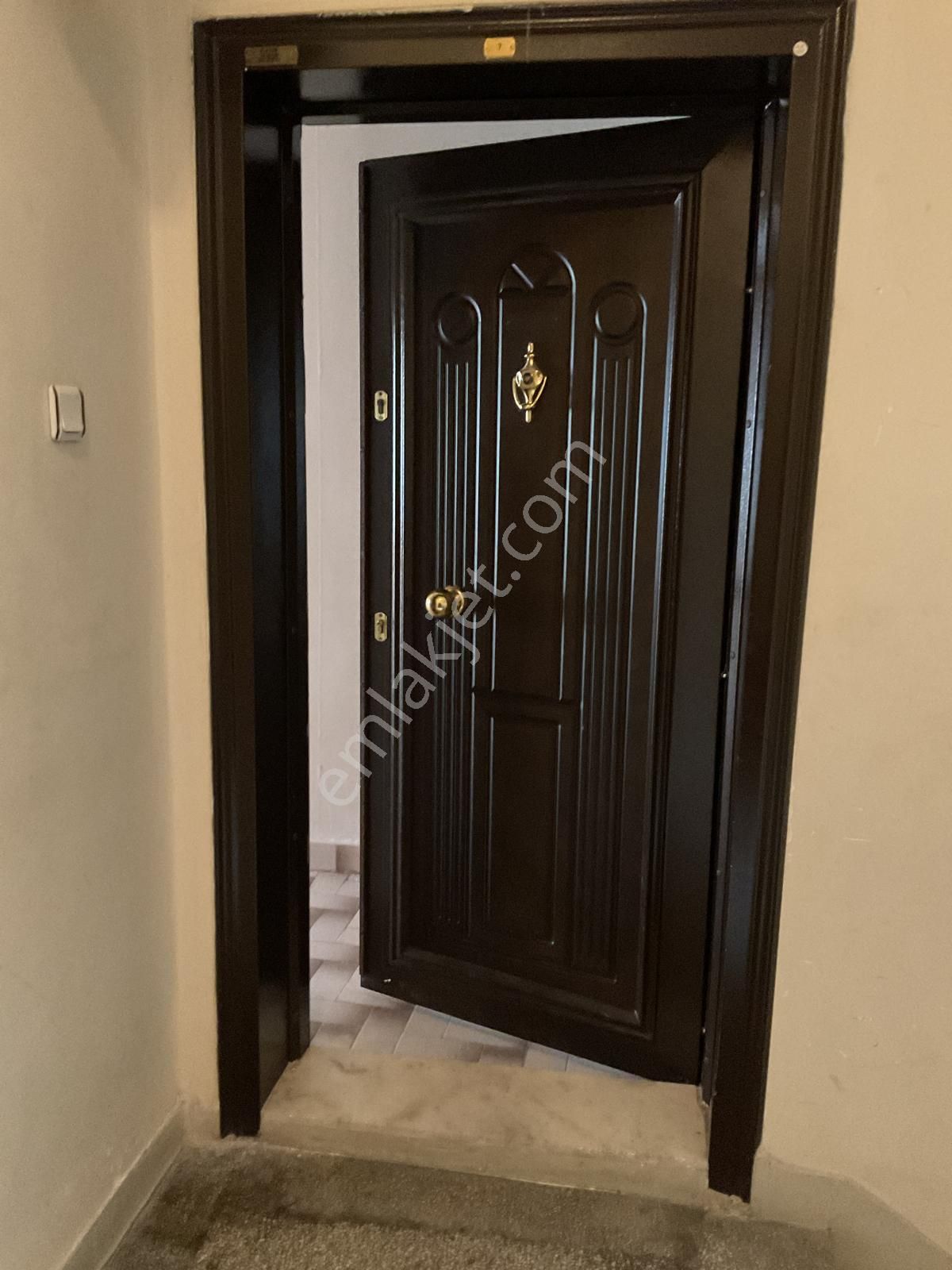 Tunalı'nın En Güzel Yeri Büklüm Sokak'ta Ön Cephe 3+1 Otoparklı - Görsel 26