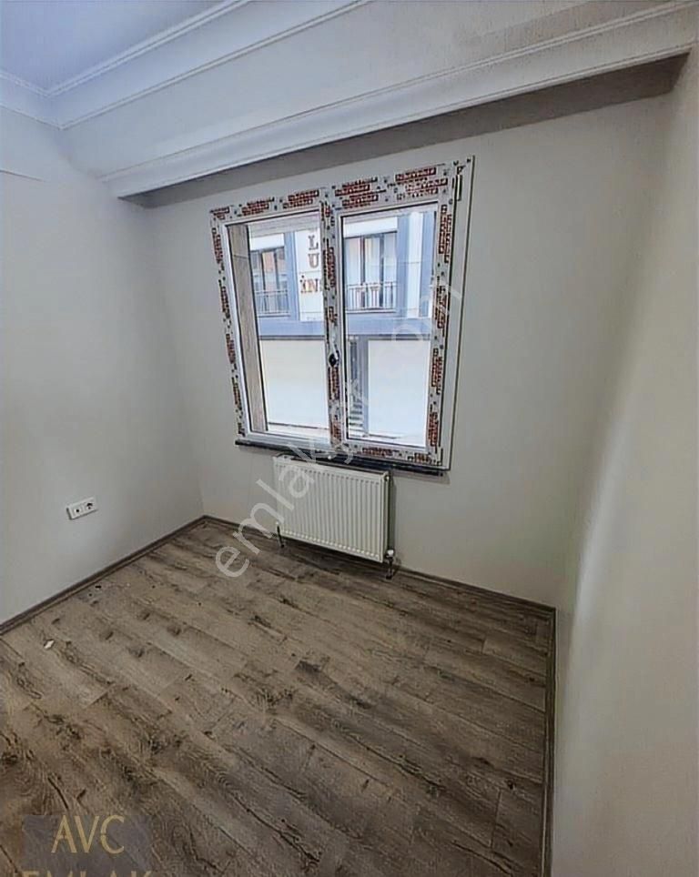 Metrobüse 2 Dakika Mesafede, Açık Mutfaklı 2+1 Satılık Daire - Görsel 9