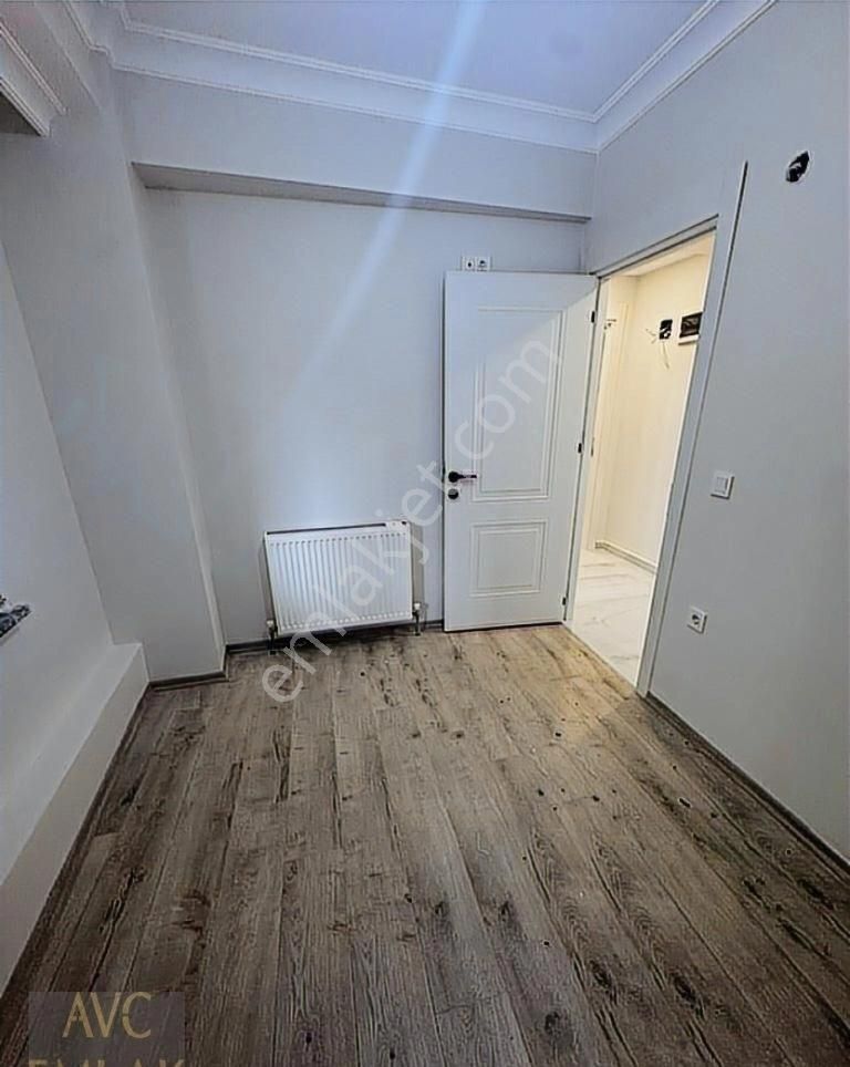 Metrobüse 2 Dakika Mesafede, Açık Mutfaklı 2+1 Satılık Daire - Görsel 10