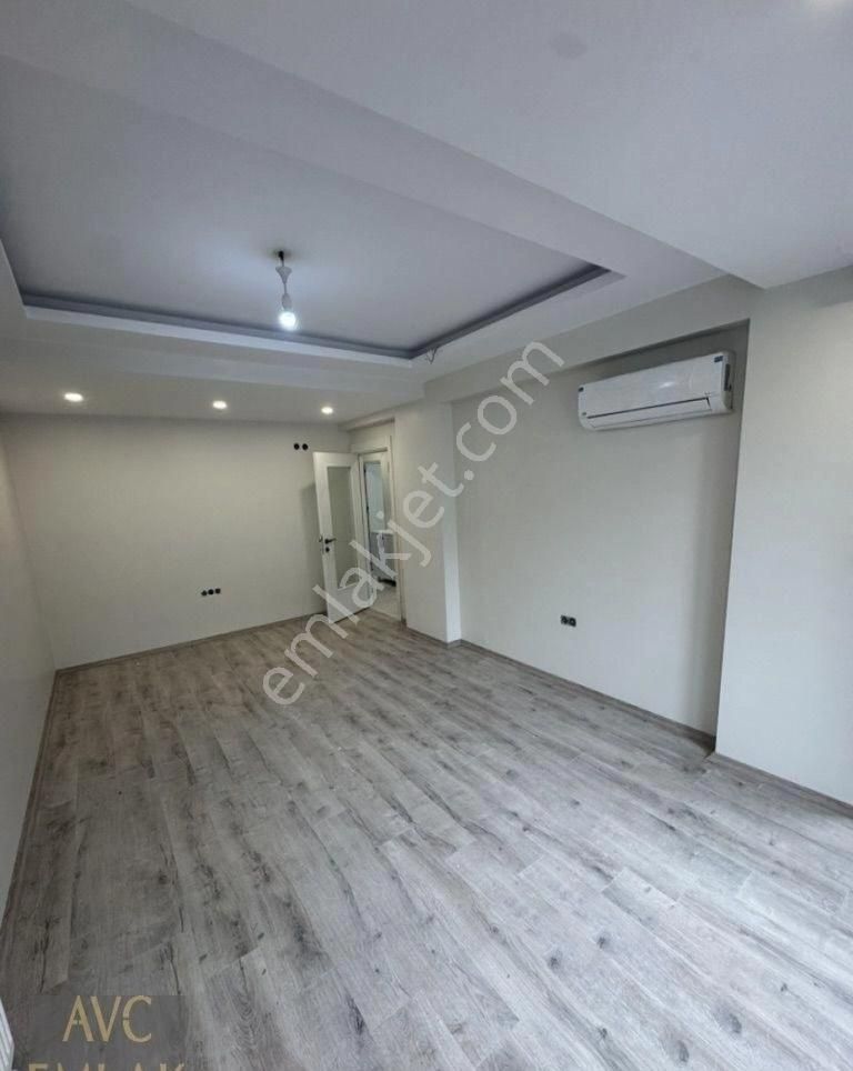 Florya Metrobüsün Hemen Yanı, Tapu Masrafsız 3+1 Satılık Daire - Görsel 3