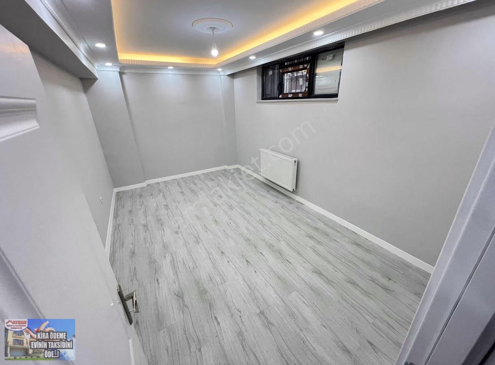 Küçükköy'de Tramvay Yakın Acil Satılık 85m2 2+1 Bahçeli Daire