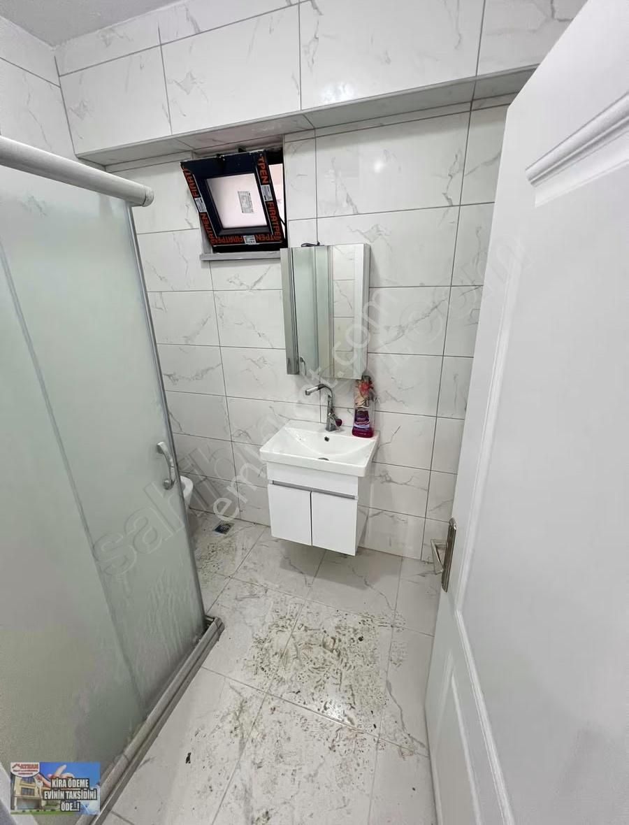 Küçükköy'de Tramvay Yakın Acil Satılık 85m2 2+1 Bahçeli Daire - Görsel 4