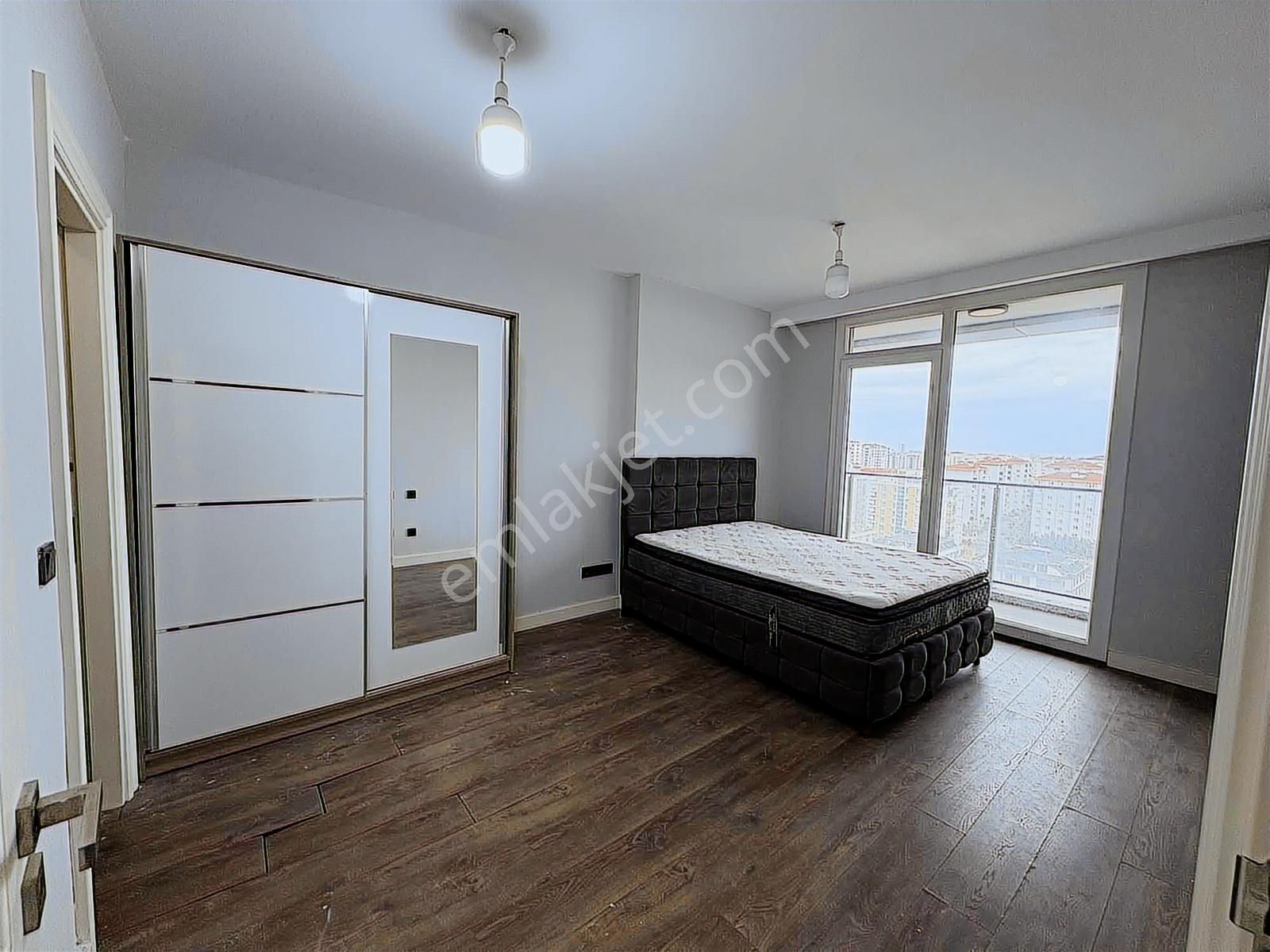 Azur Marmara Sitesin'de Panoromik Deniz Manzaralı 2+1 Daire - Görsel 7