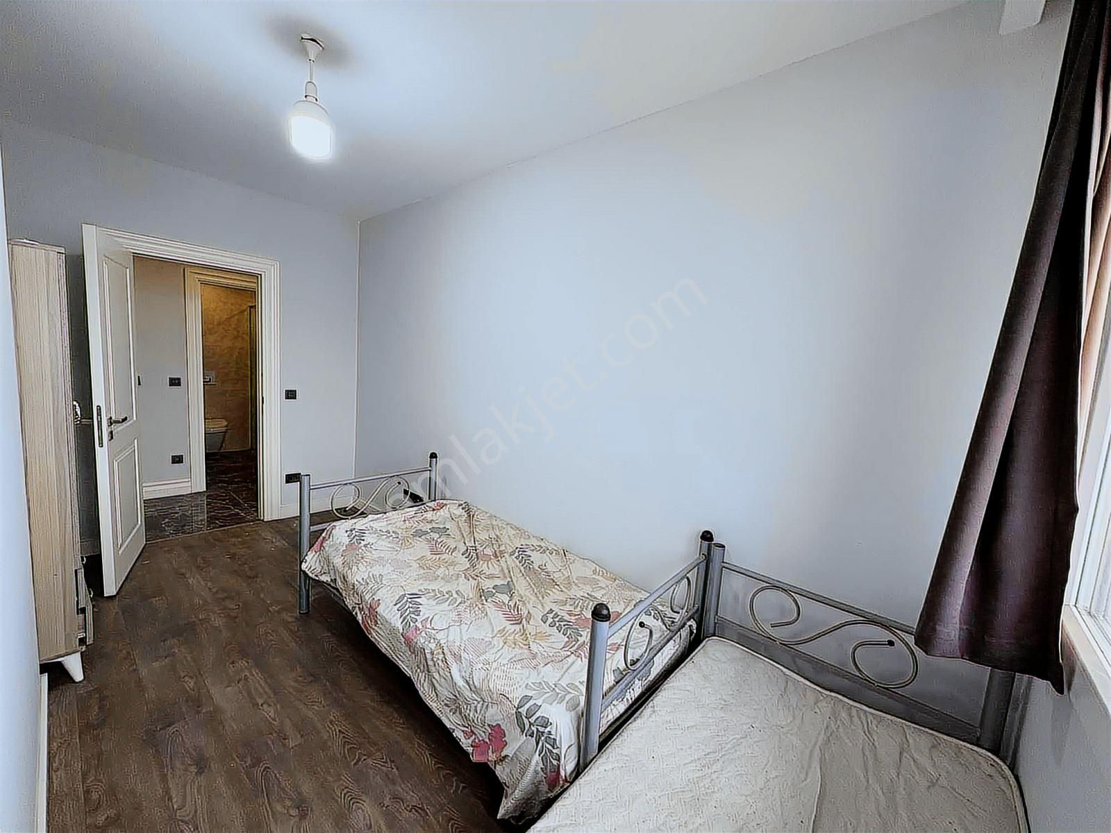 Azur Marmara Sitesin'de Panoromik Deniz Manzaralı 2+1 Daire - Görsel 20