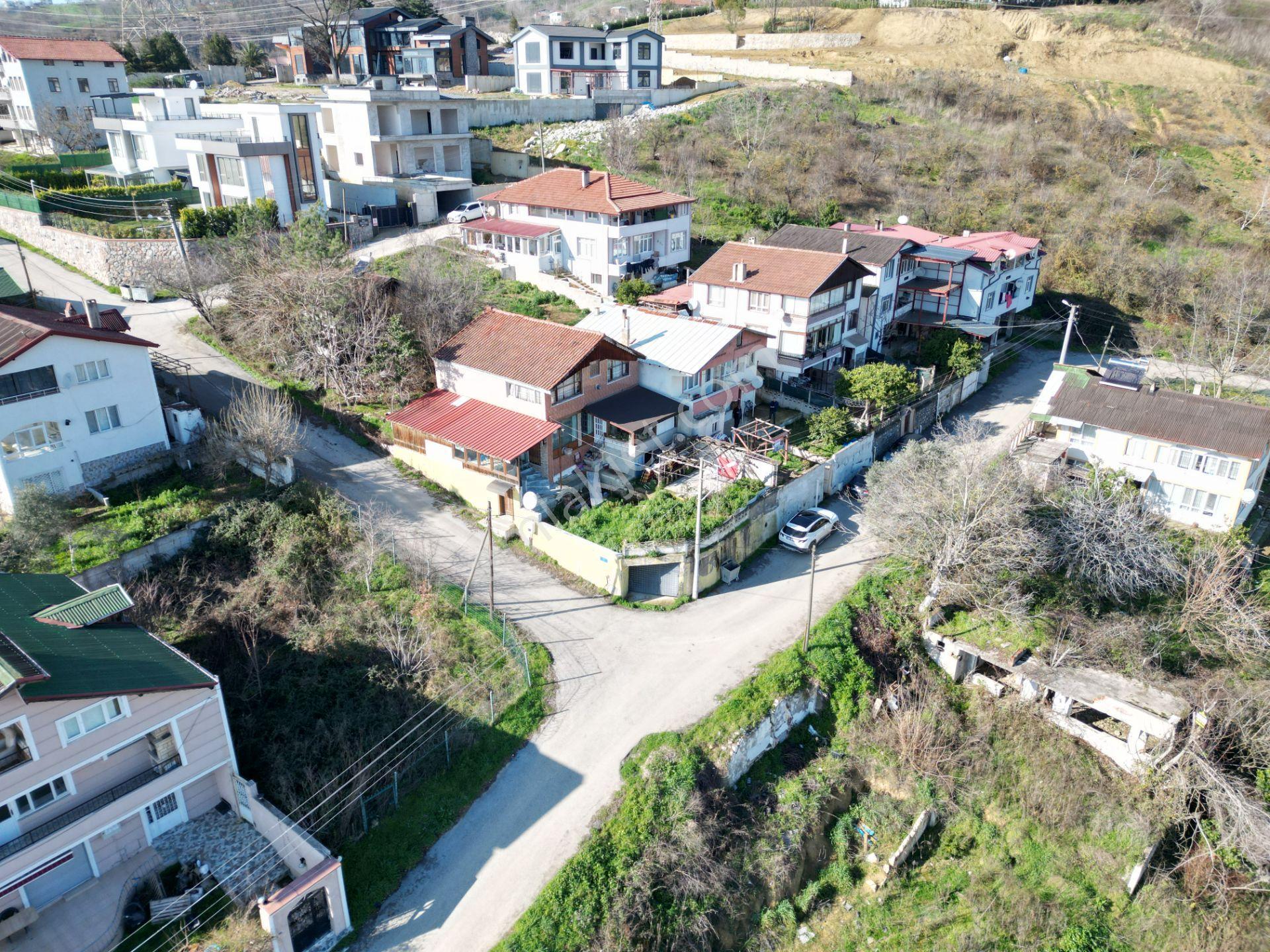 Remax Mavı'den Serdıvan Esentepe’de Göl Manzaralı Bahçelı Müstakıl Ev - Görsel 31