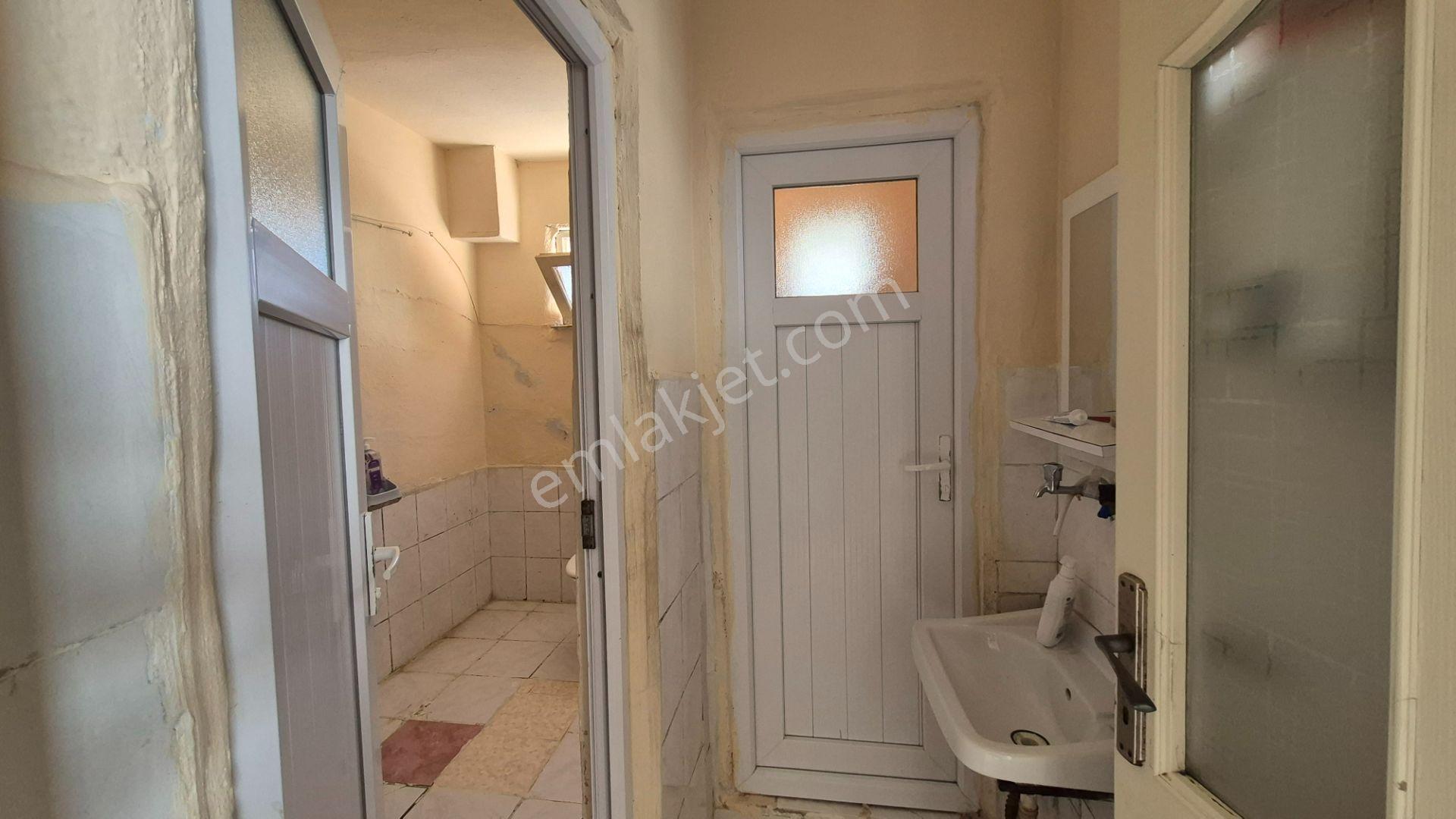 Remax Mavı'den Serdıvan Esentepe’de Göl Manzaralı Bahçelı Müstakıl Ev - Görsel 22