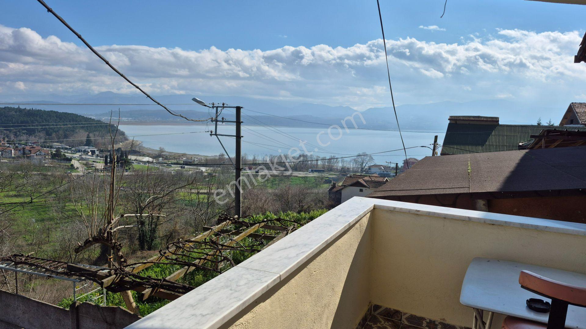 Remax Mavı'den Serdıvan Esentepe’de Göl Manzaralı Bahçelı Müstakıl Ev - Görsel 14