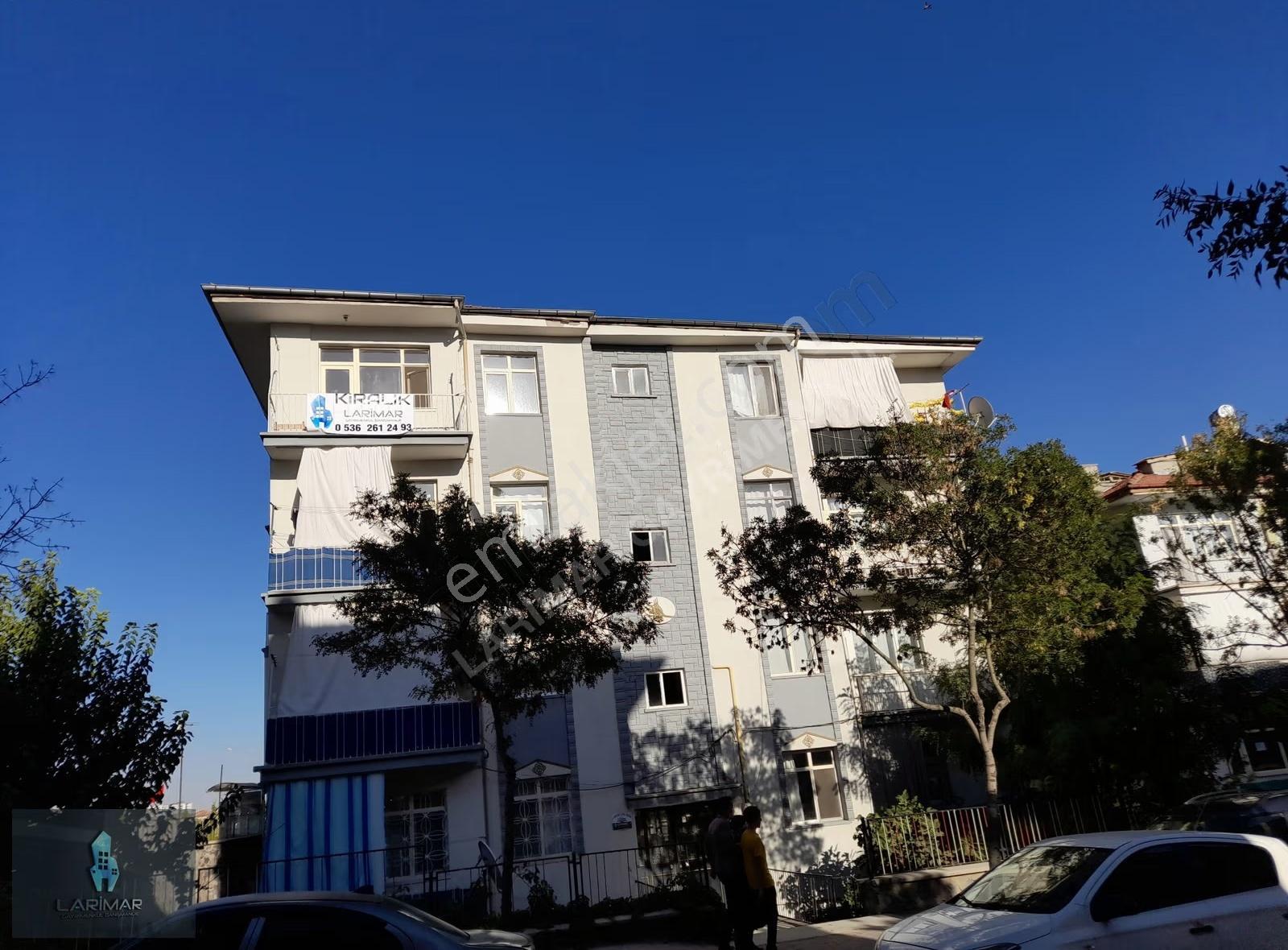 Larimar Gayrimenkulden Stadyumun Karsısında Kiralık 2+1 Daire
