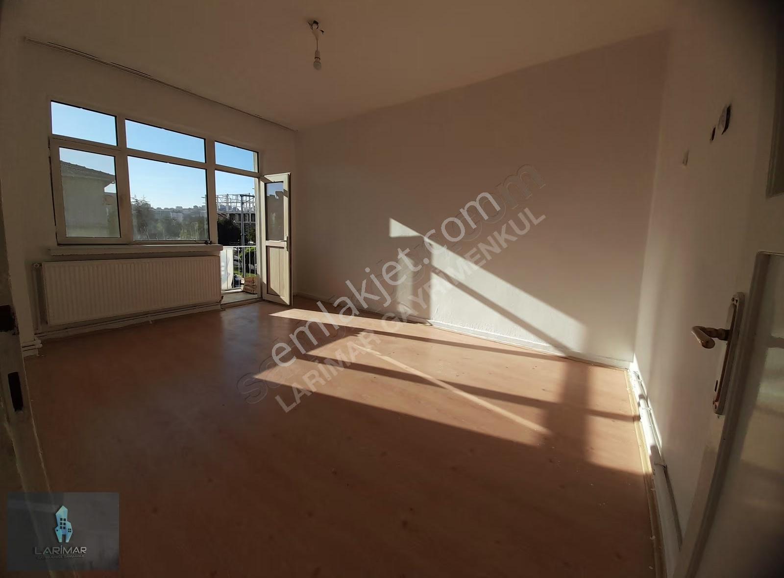 Larimar Gayrimenkulden Stadyumun Karsısında Kiralık 2+1 Daire - Görsel 13