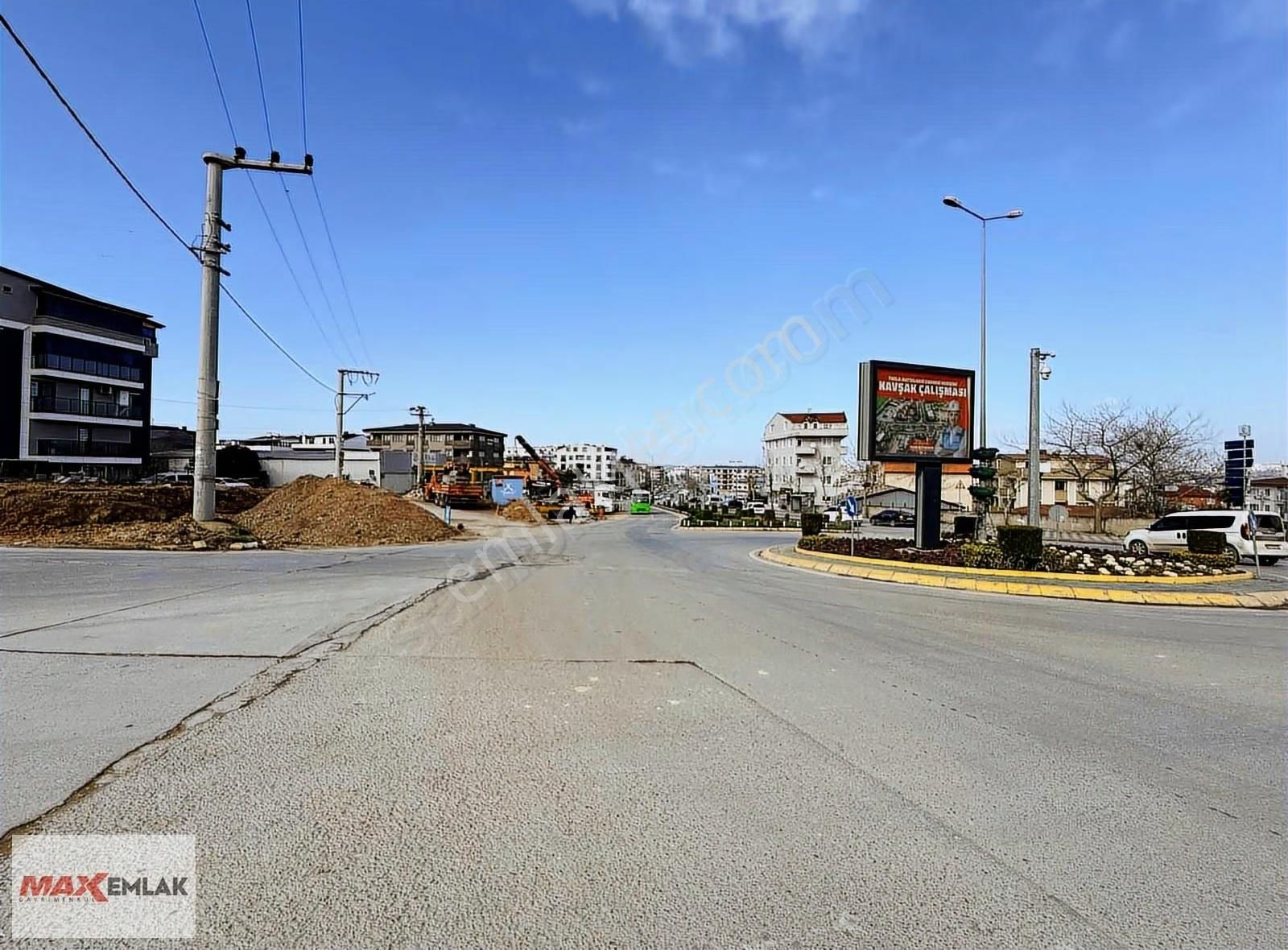 Cami Mah Resmi Yola Cephe 267 M2 Kira Getirisi Olan Satılık Arsa - Görsel 5