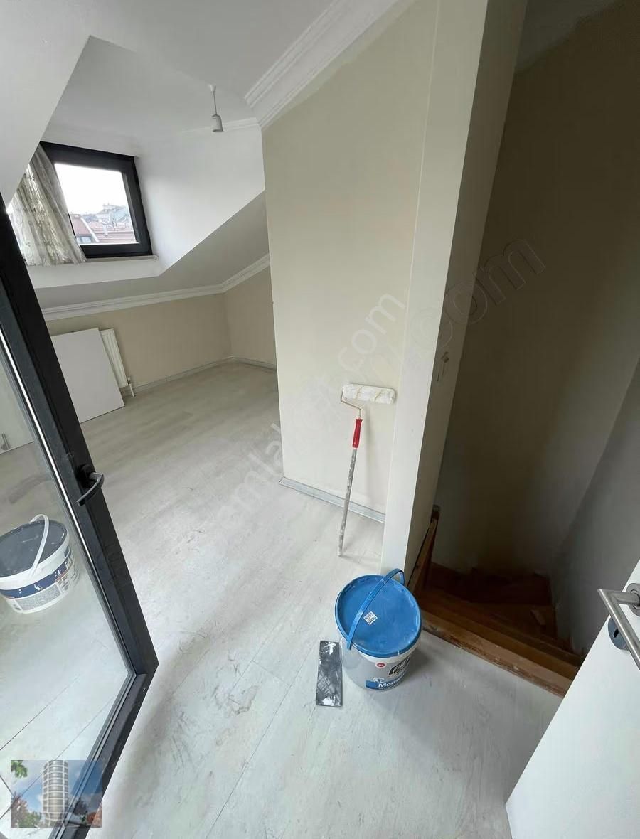 Esatpaşa Mahallesinde Kiralık 2+2 Dublex Daire - Görsel 15
