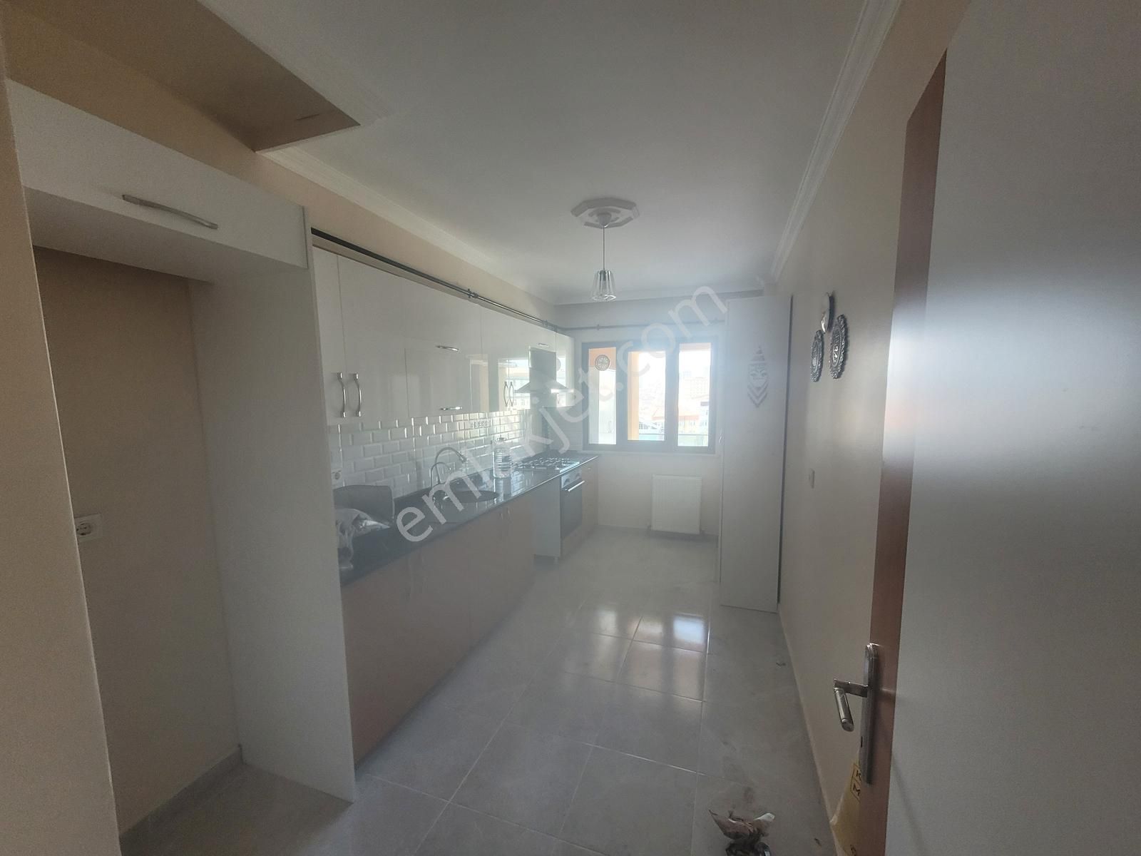 Butik Sitede Güvenlikli Otoparklı 4+1 Arakat Kiralık Daire - Görsel 26