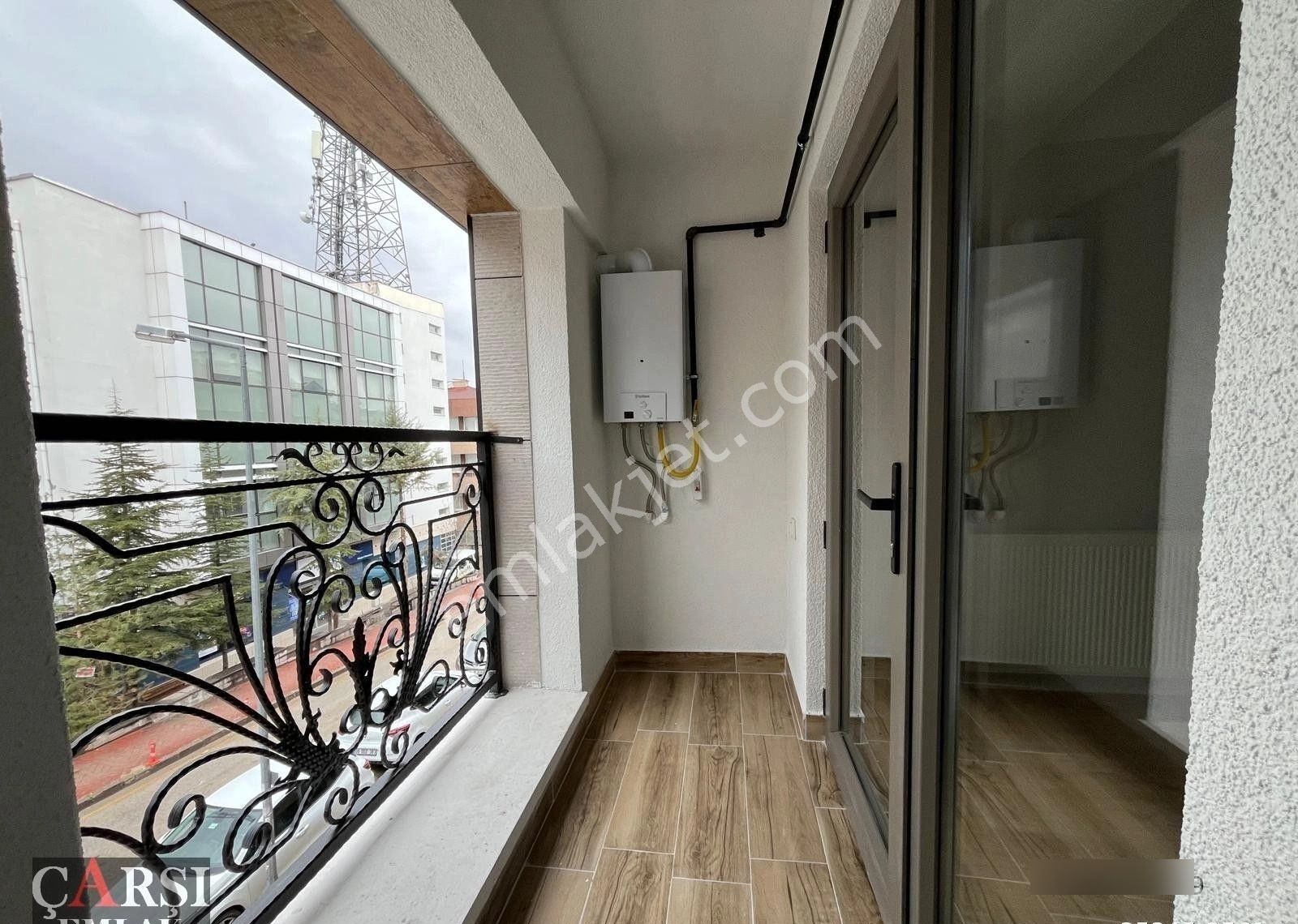 Prestijli Yaşam Ve Güçlü Yatırım Fırsatı Sunan Ara Kat 2+1 Şık Daire - Görsel 22