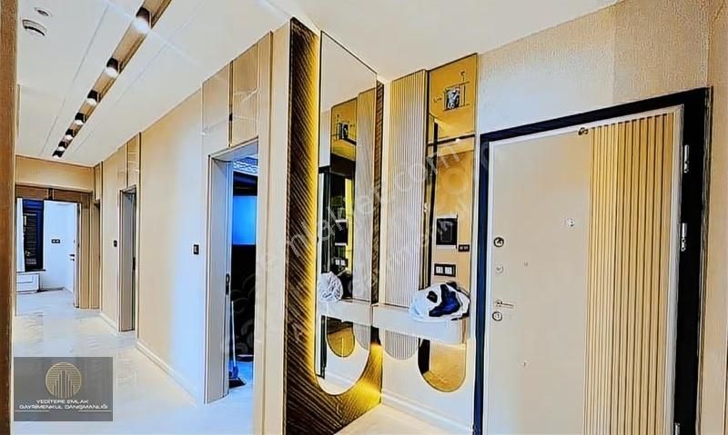 Yeditepe Emlak'tan Park Karşısı Şık Yapılı 3,5+1! - Görsel 2