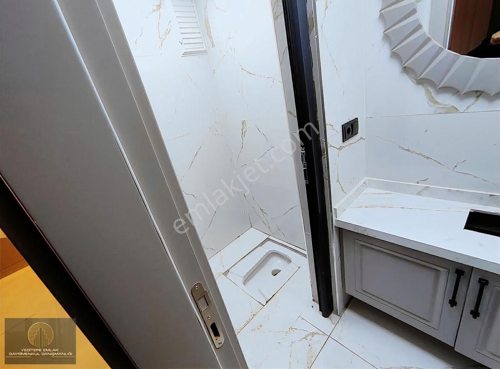 Yeditepe Emlak'tan Tramvay Yakını Lüx Yapılı 2,5+1 - Görsel 14