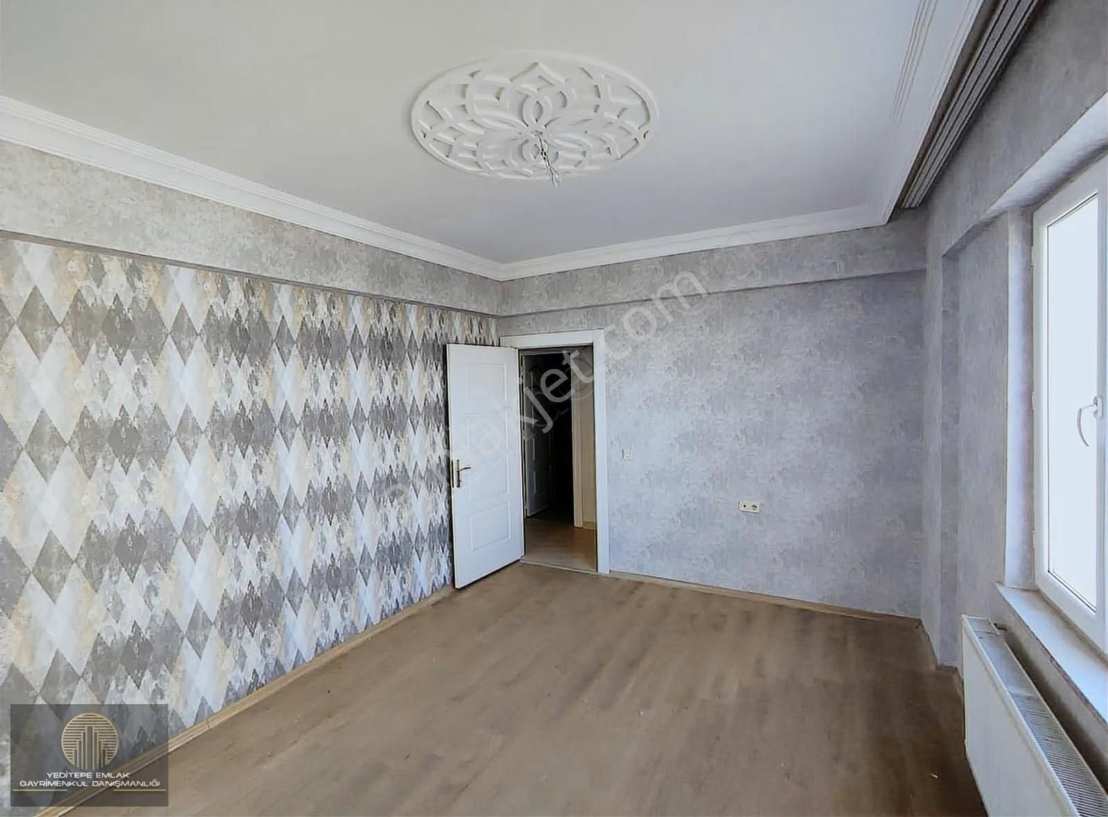 Yeditepe Emlak Su Yolu Caddesi Bülbülzade'de En Geniş 2+1!