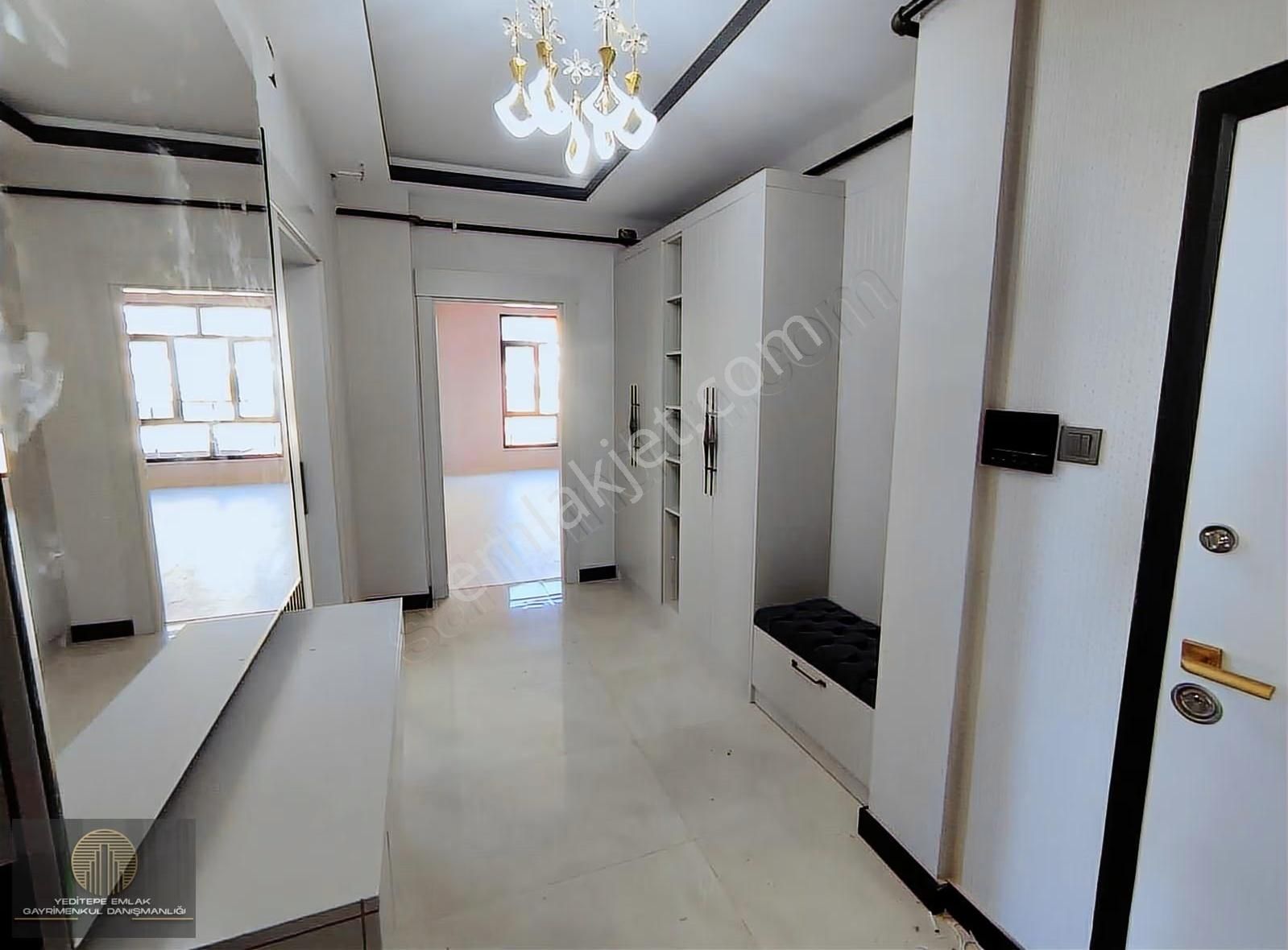 Yeditepe Emlak Mutlu Yaşam Tercih Edenlere Lüx Yapılı 3,5+1 - Görsel 17