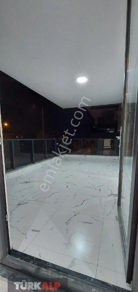 Denizli Şemiklerde Nazbayrakta 3+1 Satılık Daire - Görsel 8