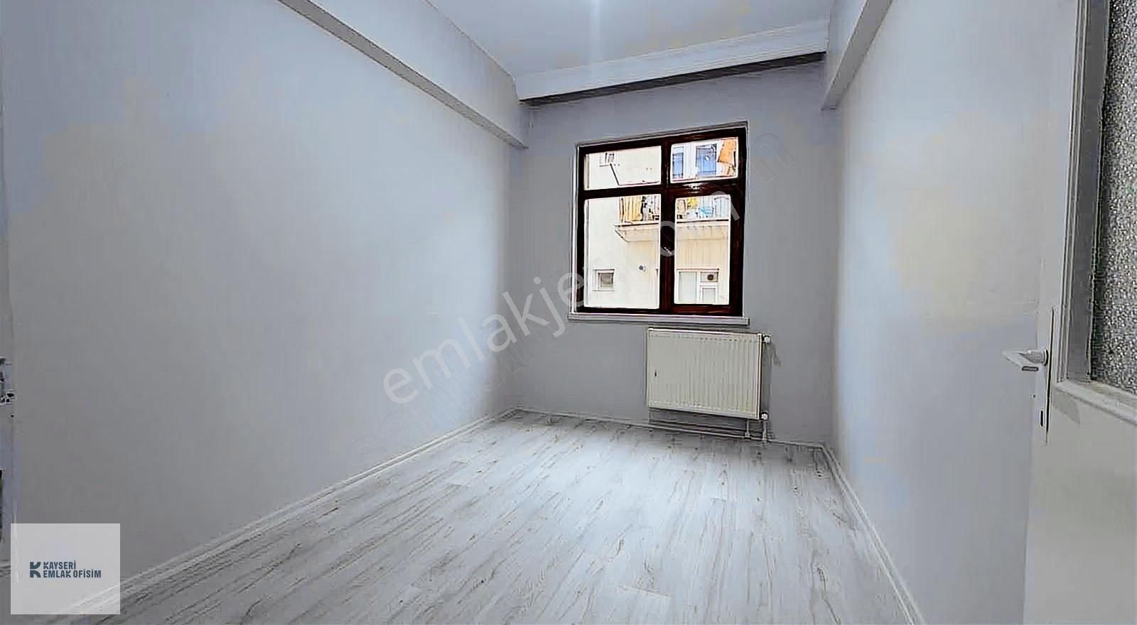 Yeni Mahalle De İçi Yapılı 3+1 Ara Kat Satılık Daire - Görsel 2