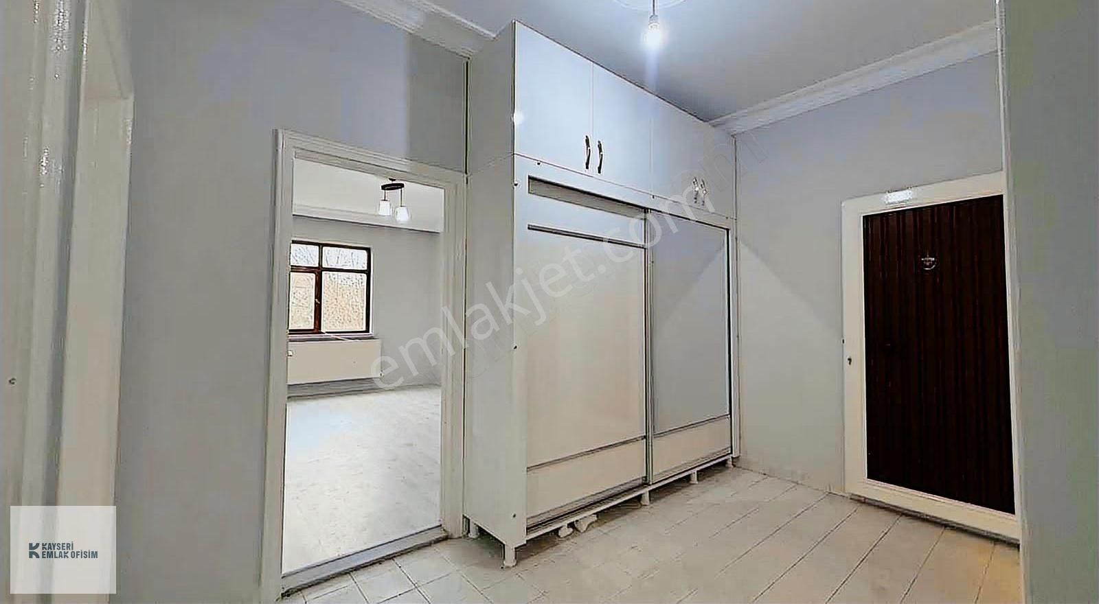 Yeni Mahalle De İçi Yapılı 3+1 Ara Kat Satılık Daire - Görsel 10