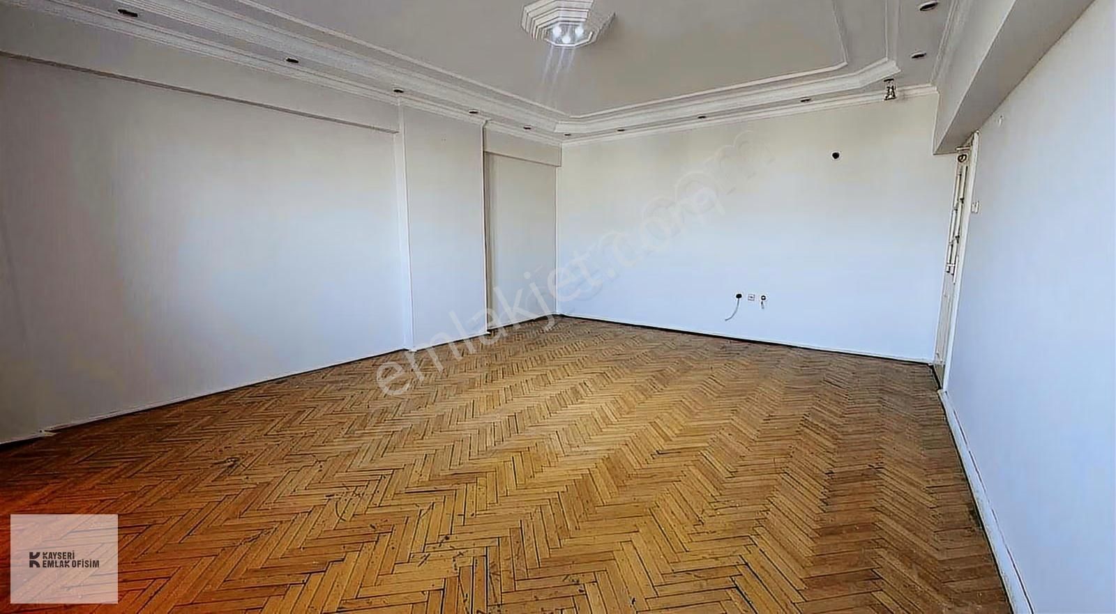 Osman Kavuncu Mah. 3+1 Kiralık Ara Kat Daire - Görsel 18