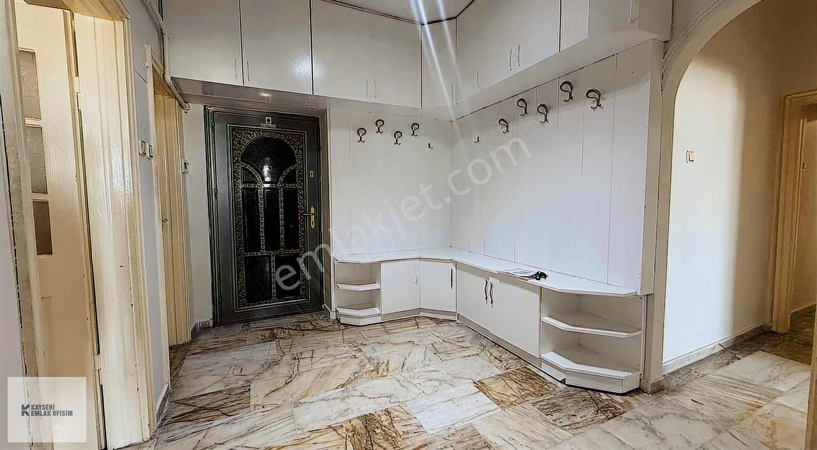 Osman Kavuncu Mah. 3+1 Kiralık Ara Kat Daire - Görsel 5