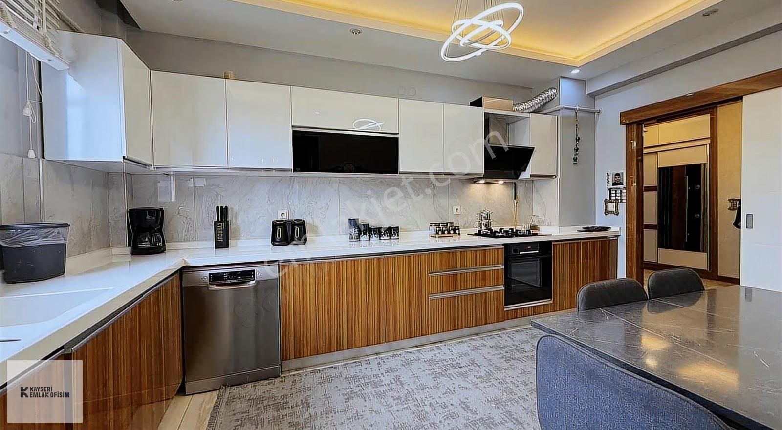 Emlak Ofisim Belsin Tınaztepe'de Ful Manzaralı Ultra Lüks Daire - Görsel 2