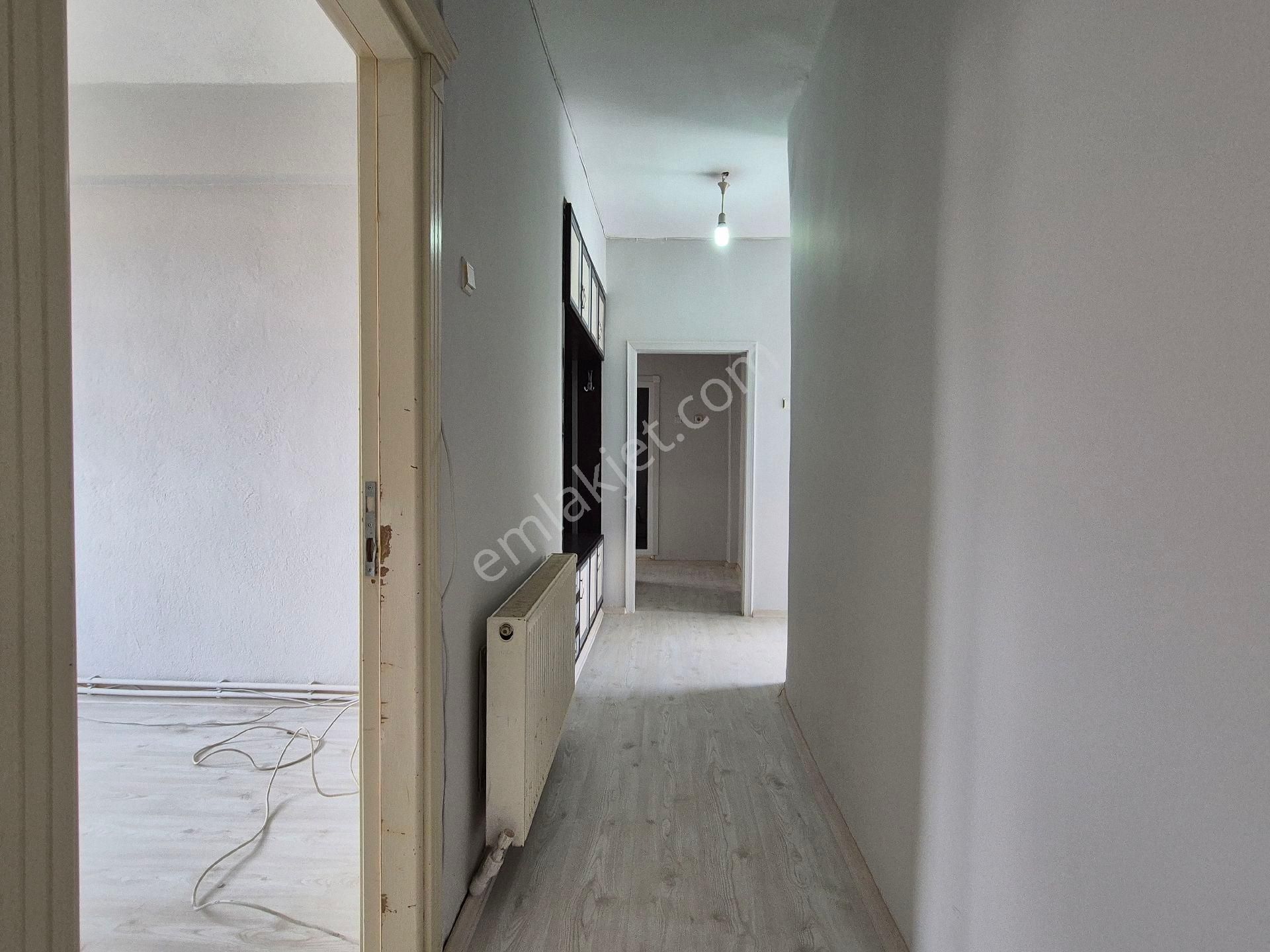 Orhan Gazi Den 3+1 Mehmeakif Mh.de Arakat Yalıtımlı Asansörlü Selçuklu Nüfus Müdürlüğü Yanı - Görsel 22