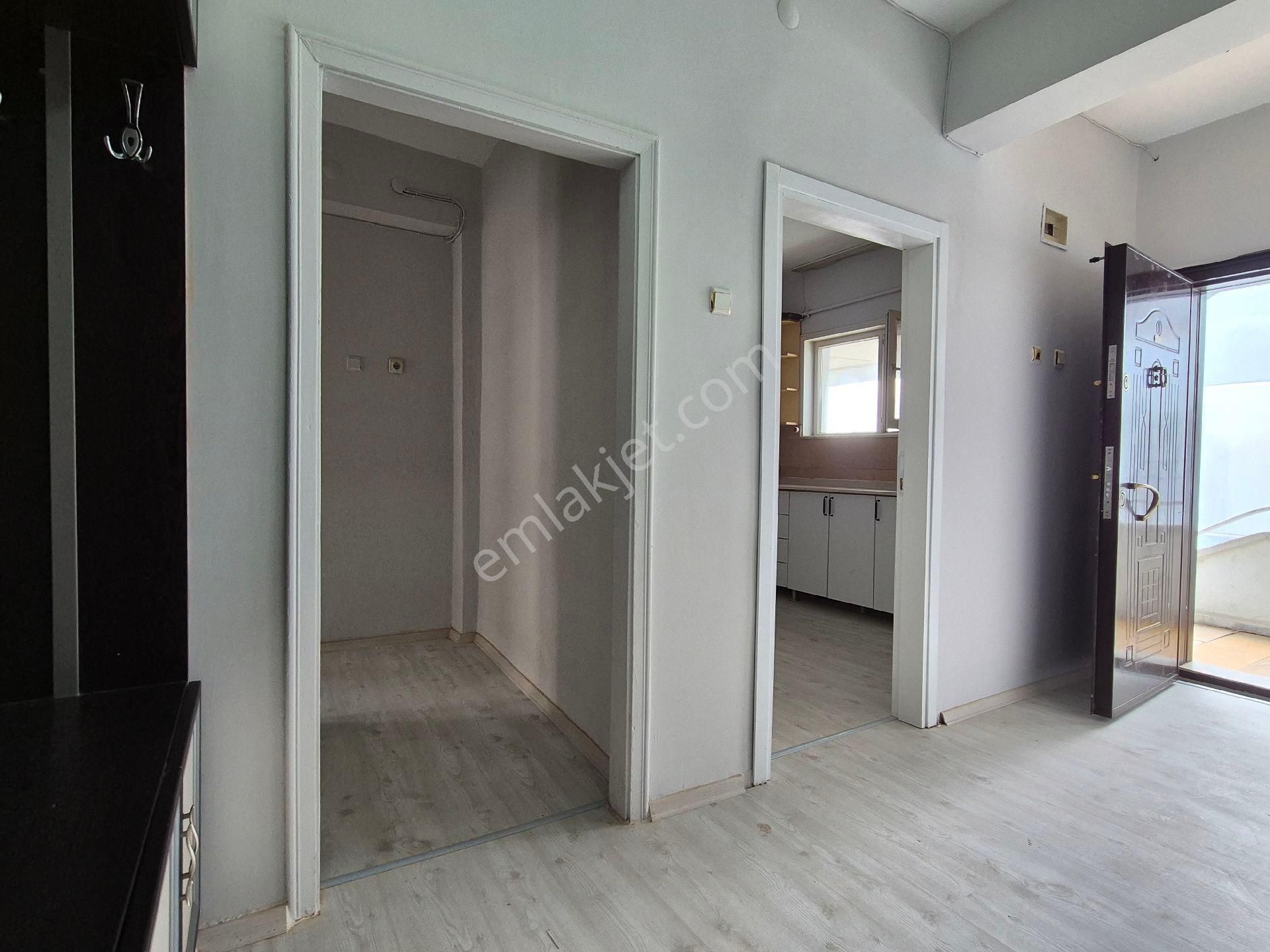 Orhan Gazi Den 3+1 Mehmeakif Mh.de Arakat Yalıtımlı Asansörlü Selçuklu Nüfus Müdürlüğü Yanı - Görsel 24