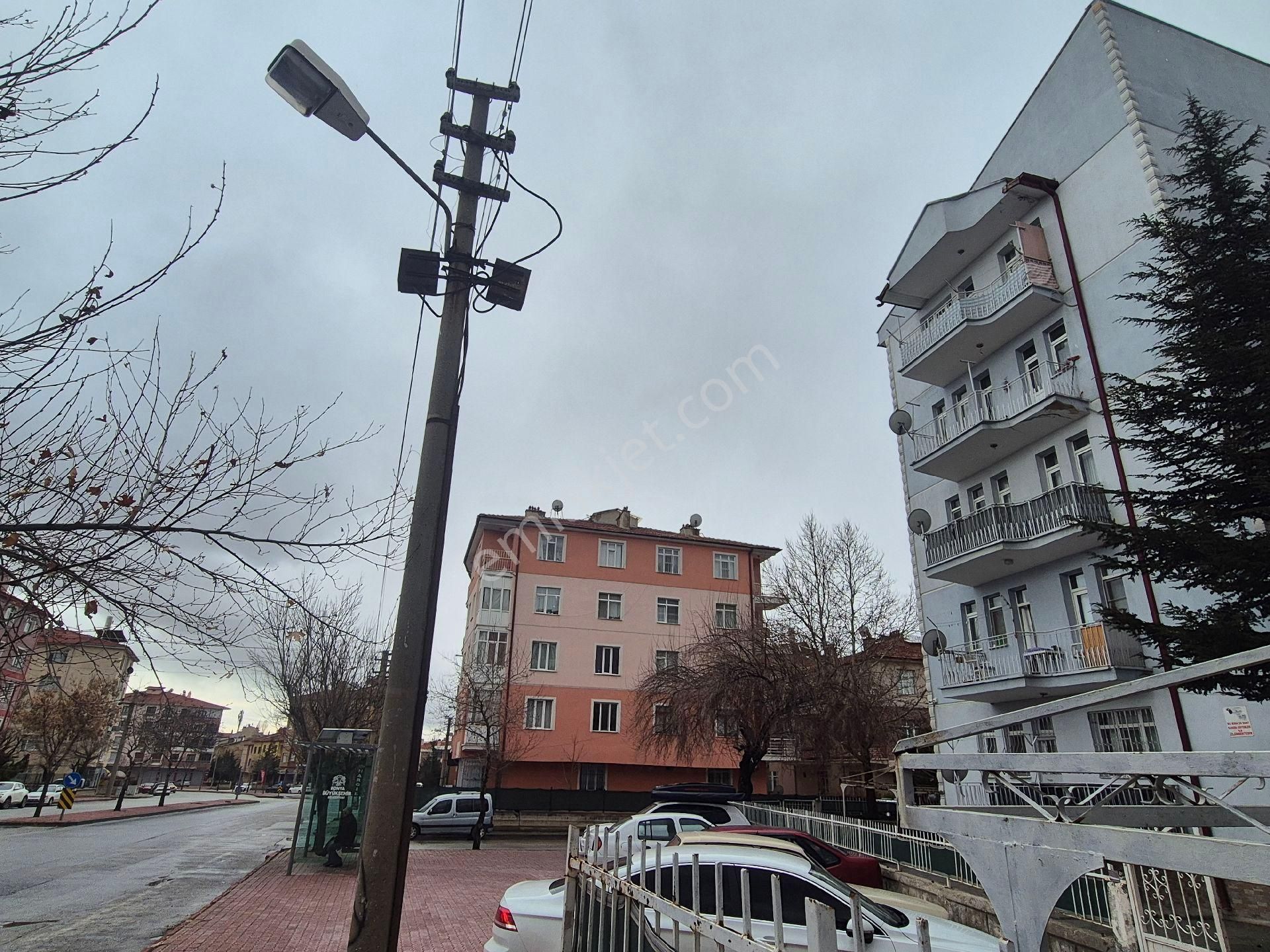 Orhan Gazi Den 3+1 Mehmeakif Mh.de Arakat Yalıtımlı Asansörlü Selçuklu Nüfus Müdürlüğü Yanı - Görsel 30