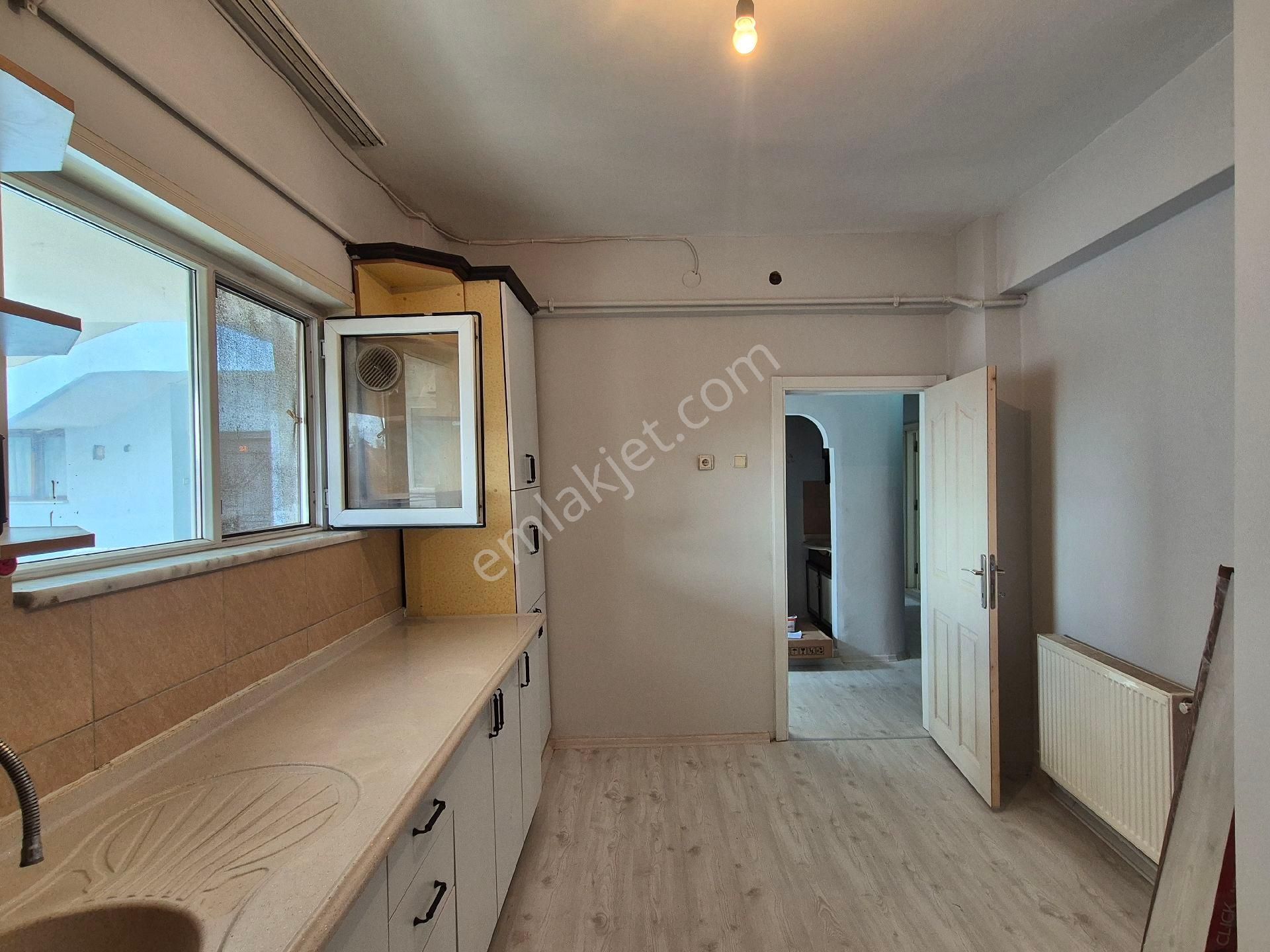 Orhan Gazi Den 3+1 Mehmeakif Mh.de Arakat Yalıtımlı Asansörlü Selçuklu Nüfus Müdürlüğü Yanı - Görsel 8