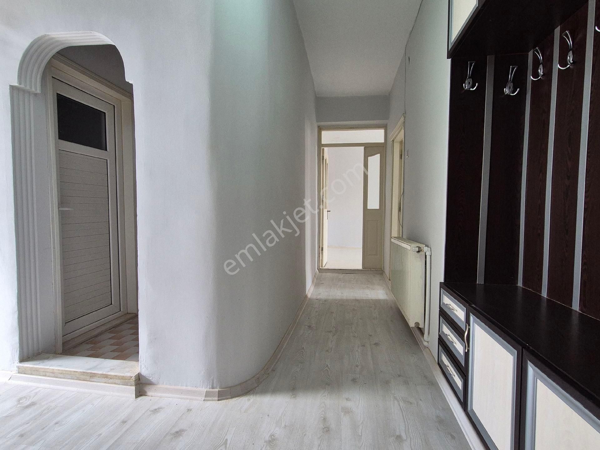 Orhan Gazi Den 3+1 Mehmeakif Mh.de Arakat Yalıtımlı Asansörlü Selçuklu Nüfus Müdürlüğü Yanı - Görsel 15