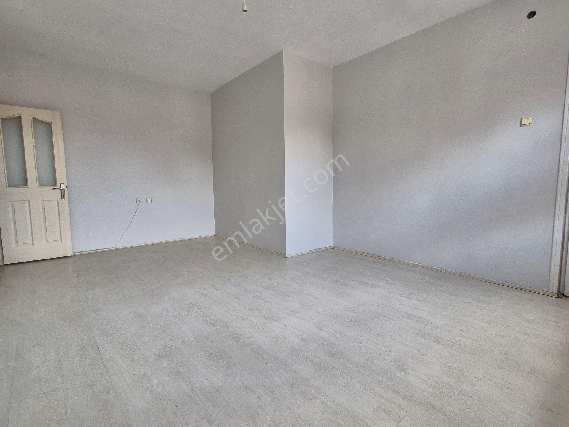 Orhan Gazi Den 3+1 Mehmeakif Mh.de Arakat Yalıtımlı Asansörlü Selçuklu Nüfus Müdürlüğü Yanı - Görsel 19