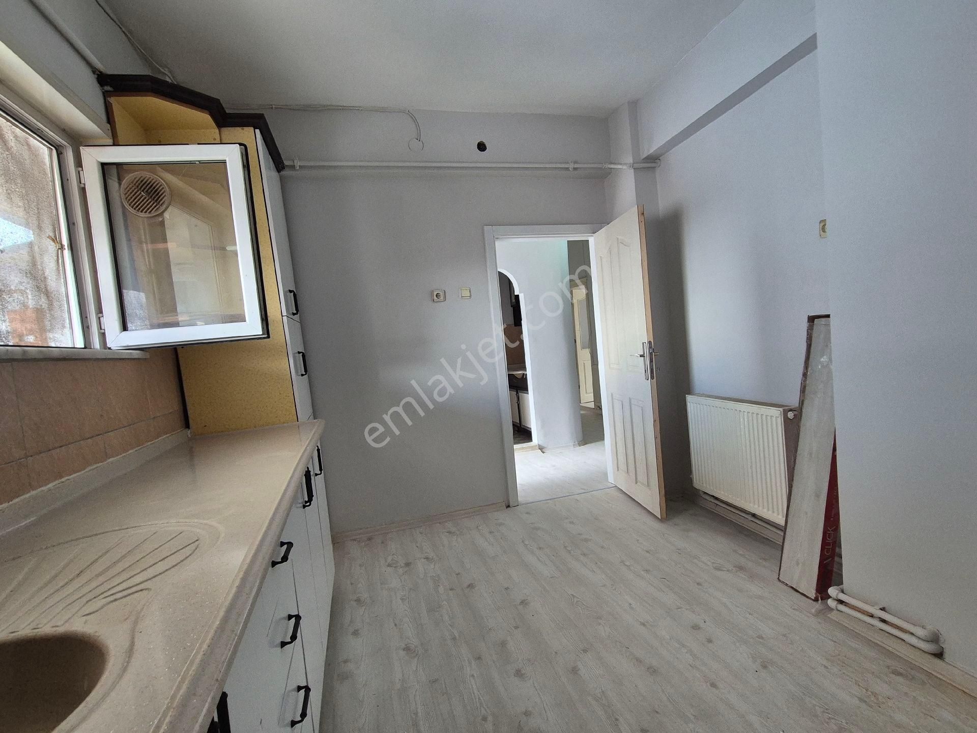 Orhan Gazi Den 3+1 Mehmeakif Mh.de Arakat Yalıtımlı Asansörlü Selçuklu Nüfus Müdürlüğü Yanı - Görsel 25