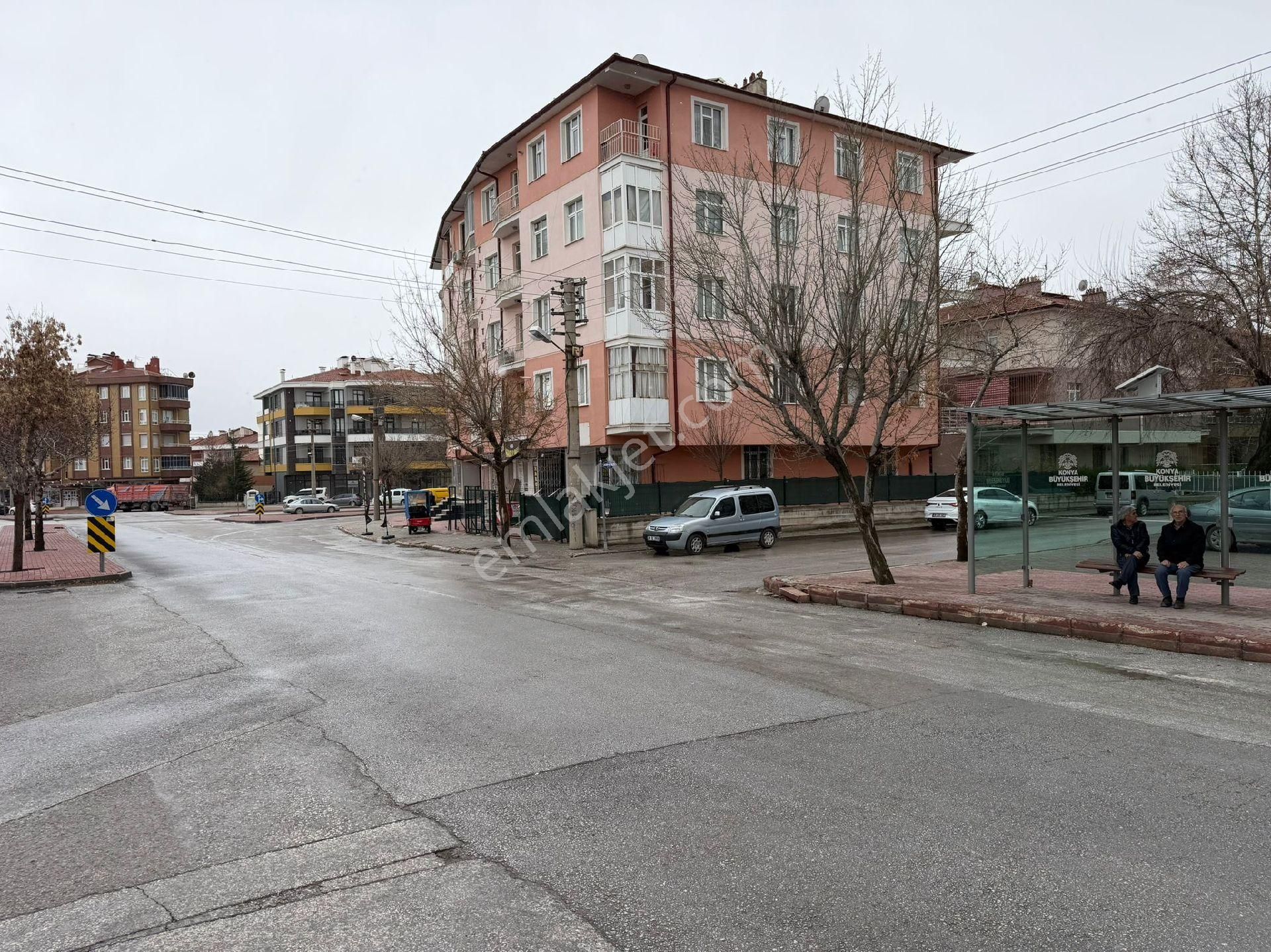 Orhan Gazi Den 3+1 Mehmeakif Mh.de Arakat Yalıtımlı Asansörlü Selçuklu Nüfus Müdürlüğü Yanı - Görsel 34