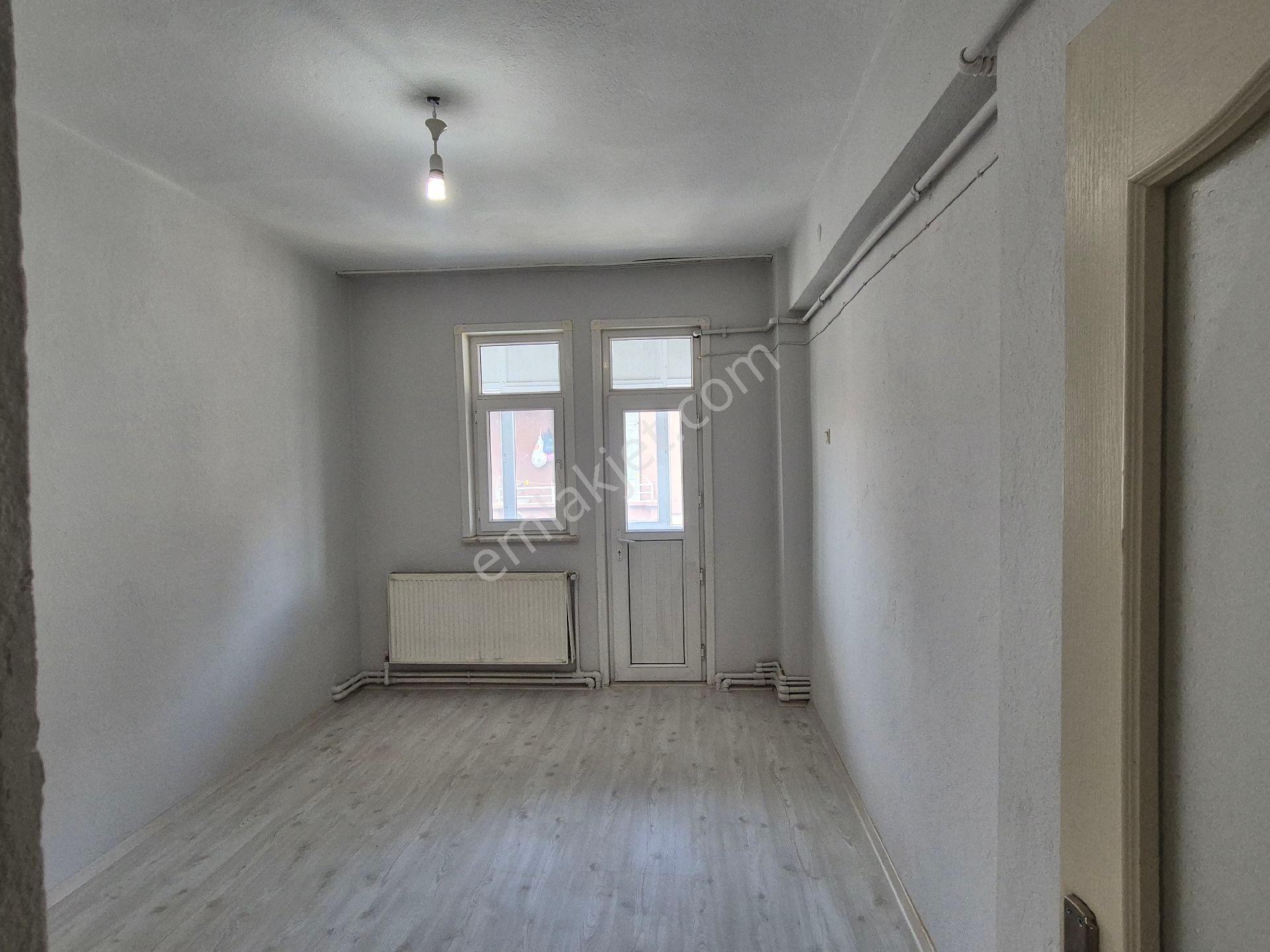 Orhan Gazi Den 3+1 Mehmeakif Mh.de Arakat Yalıtımlı Asansörlü Selçuklu Nüfus Müdürlüğü Yanı - Görsel 13