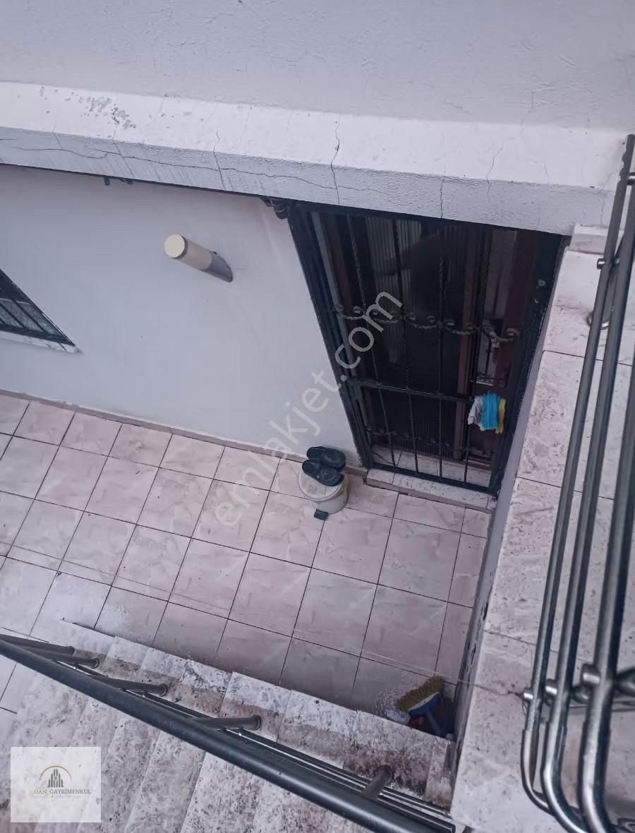 Buca Üçkuyular Meydan Yakını Yarım Kod Daire Bahçeli - Görsel 13