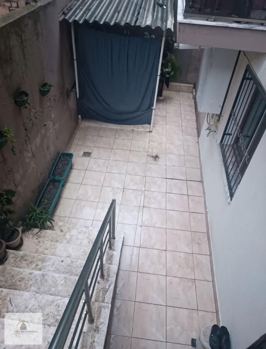 Buca Üçkuyular Meydan Yakını Yarım Kod Daire Bahçeli - Görsel 19